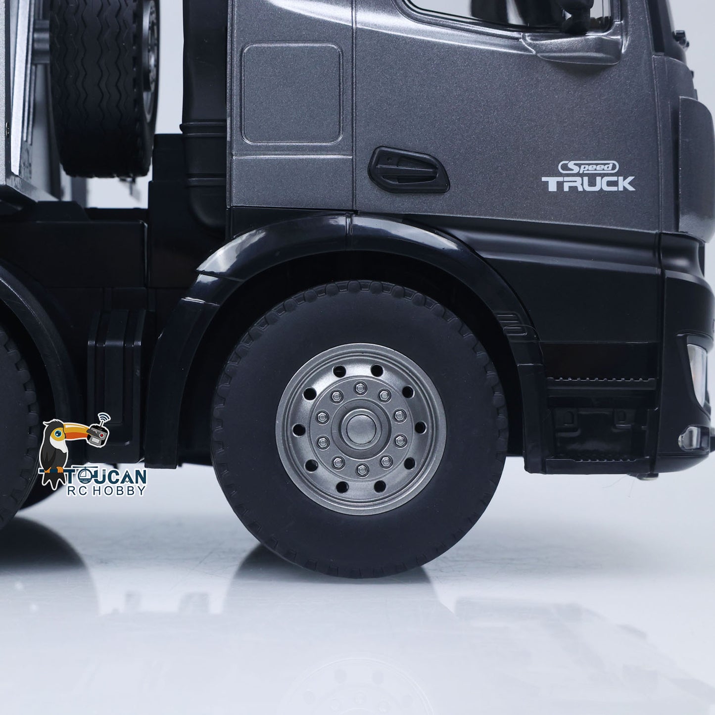 US STOCK HUINA 1/14 Remote Control Dump Truck 12CH RC Tipper Finished Model Toy Gift RTR Light Sound Effects Radio USB Charging Cable