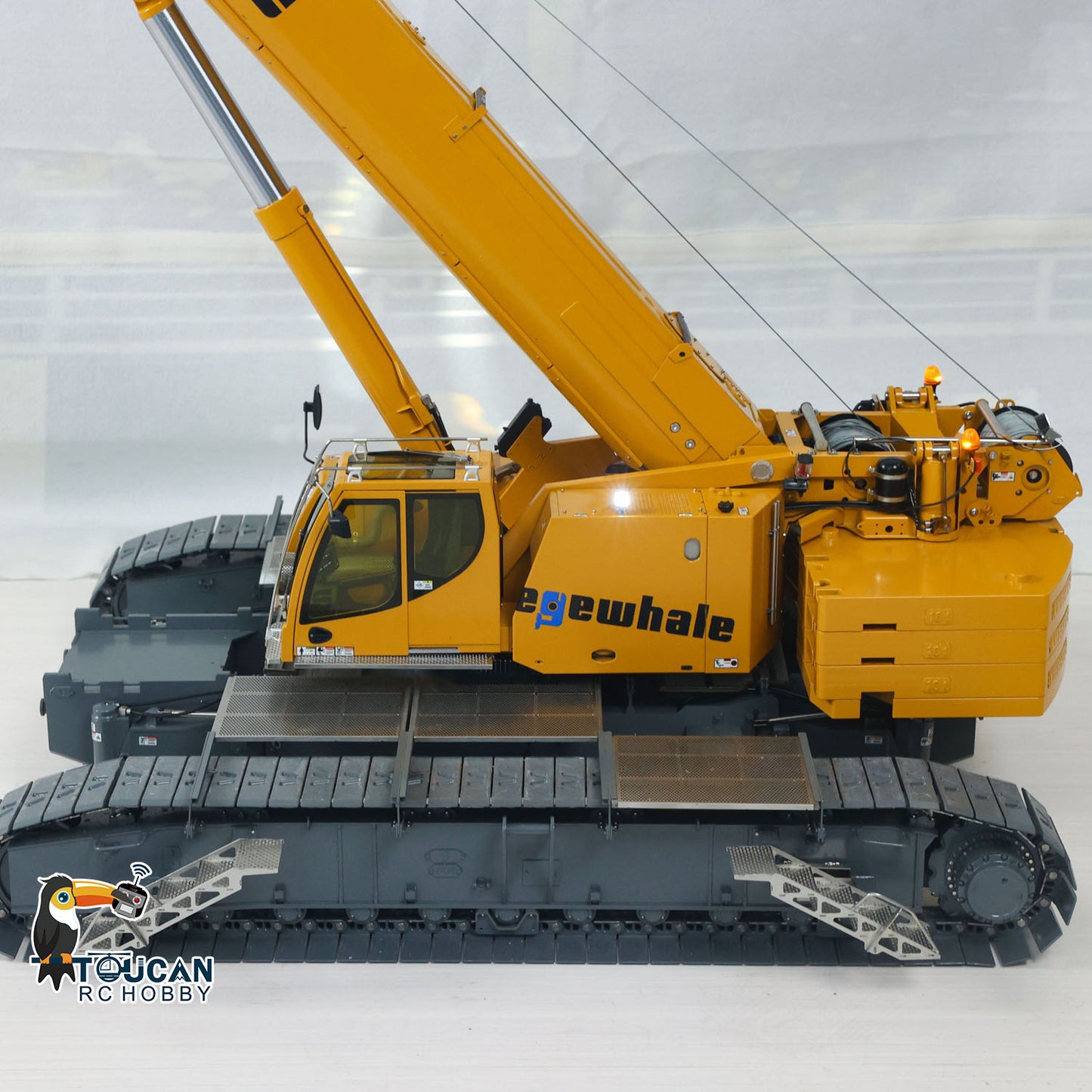 Pre-order Eyewhale 1/14 Metal Remote Control Hydraulic Telescopic Crawler Crane Truck RC Hoist Model Brushless ESC Frsky Radio 5D Joystick