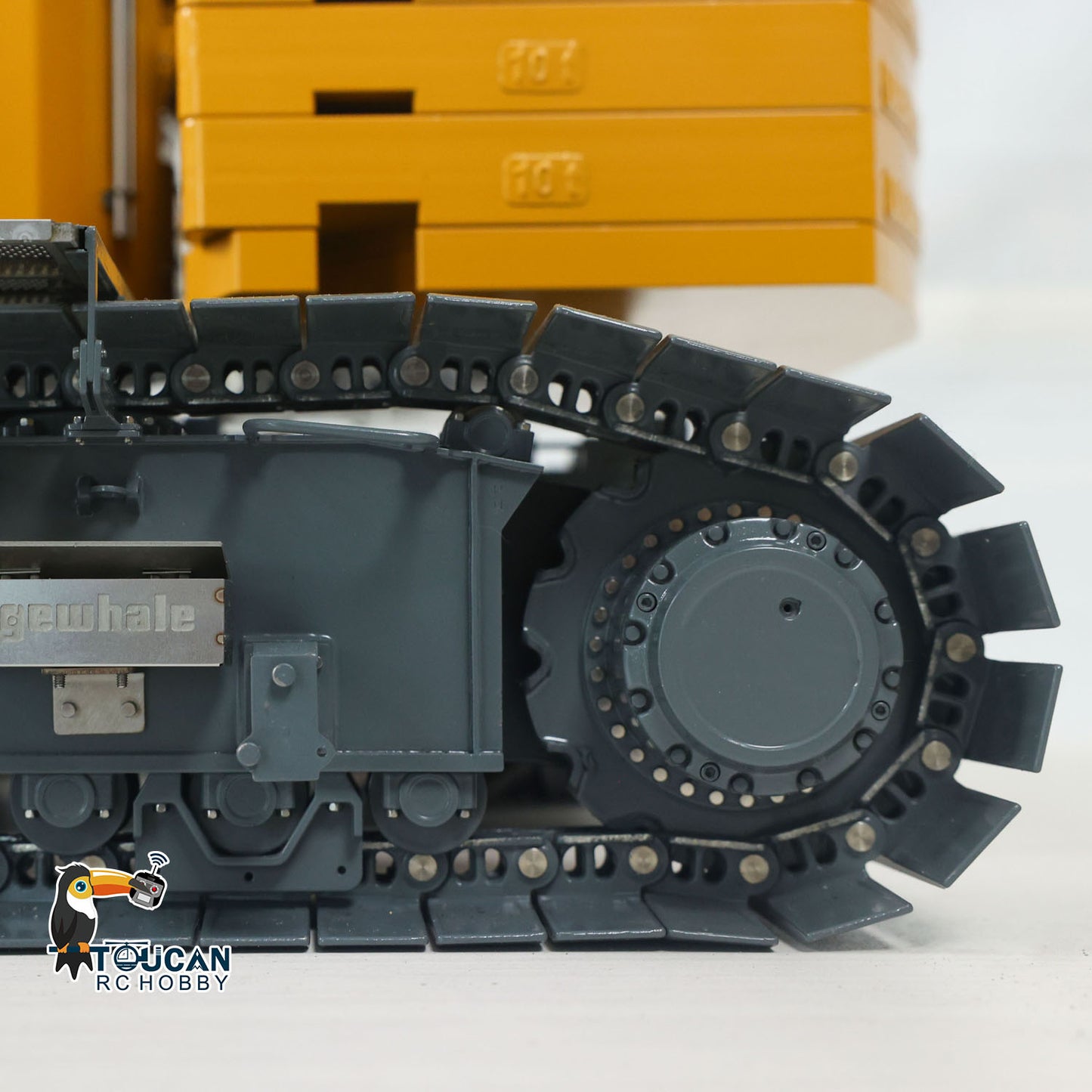 Pre-order Eyewhale 1/14 Metal Remote Control Hydraulic Telescopic Crawler Crane Truck RC Hoist Model Brushless ESC Frsky Radio 5D Joystick