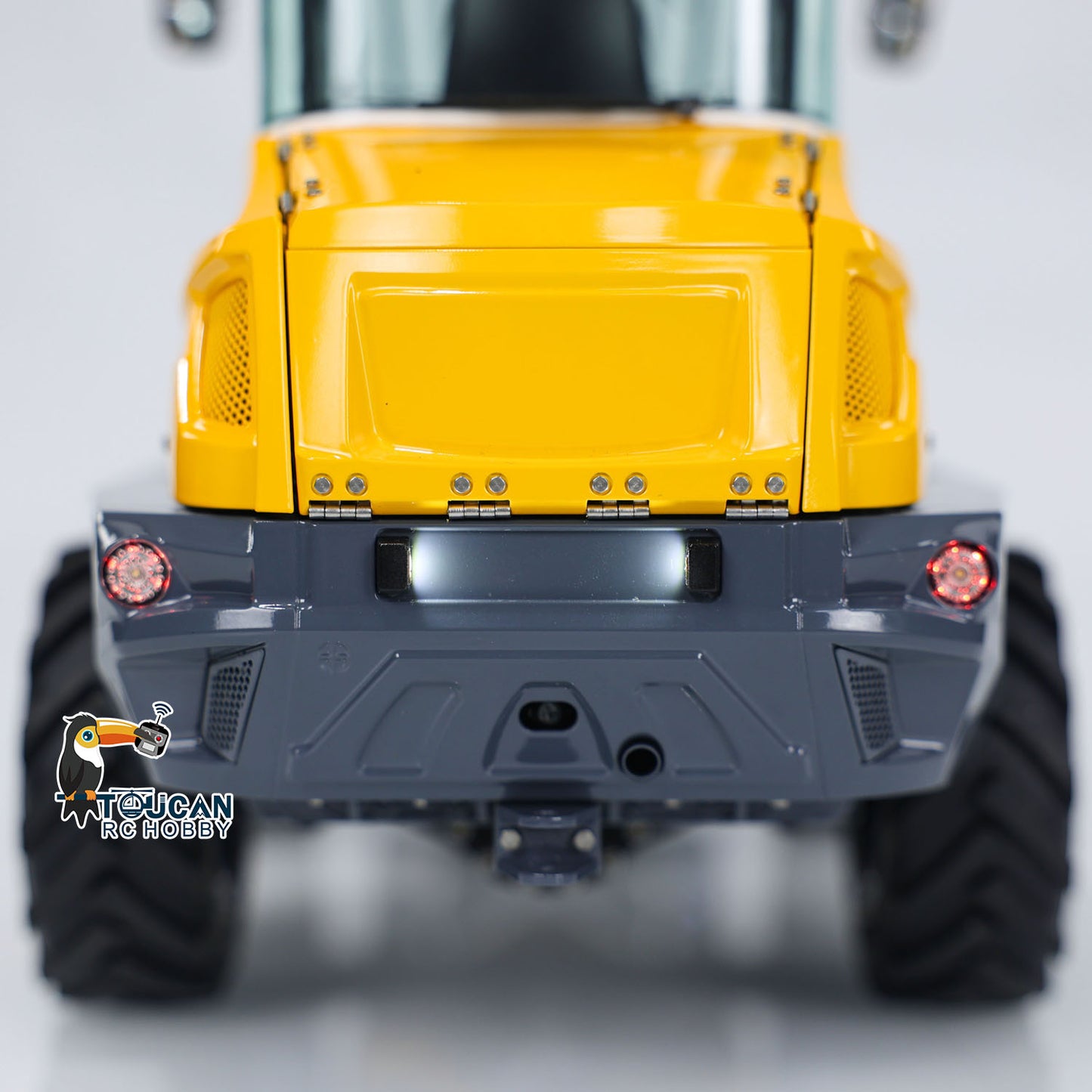 In Stock LESU RTR 1/14 Hydraulic RC Telescopic Arm Car Metal Loader AT1050 Forklift Truck
