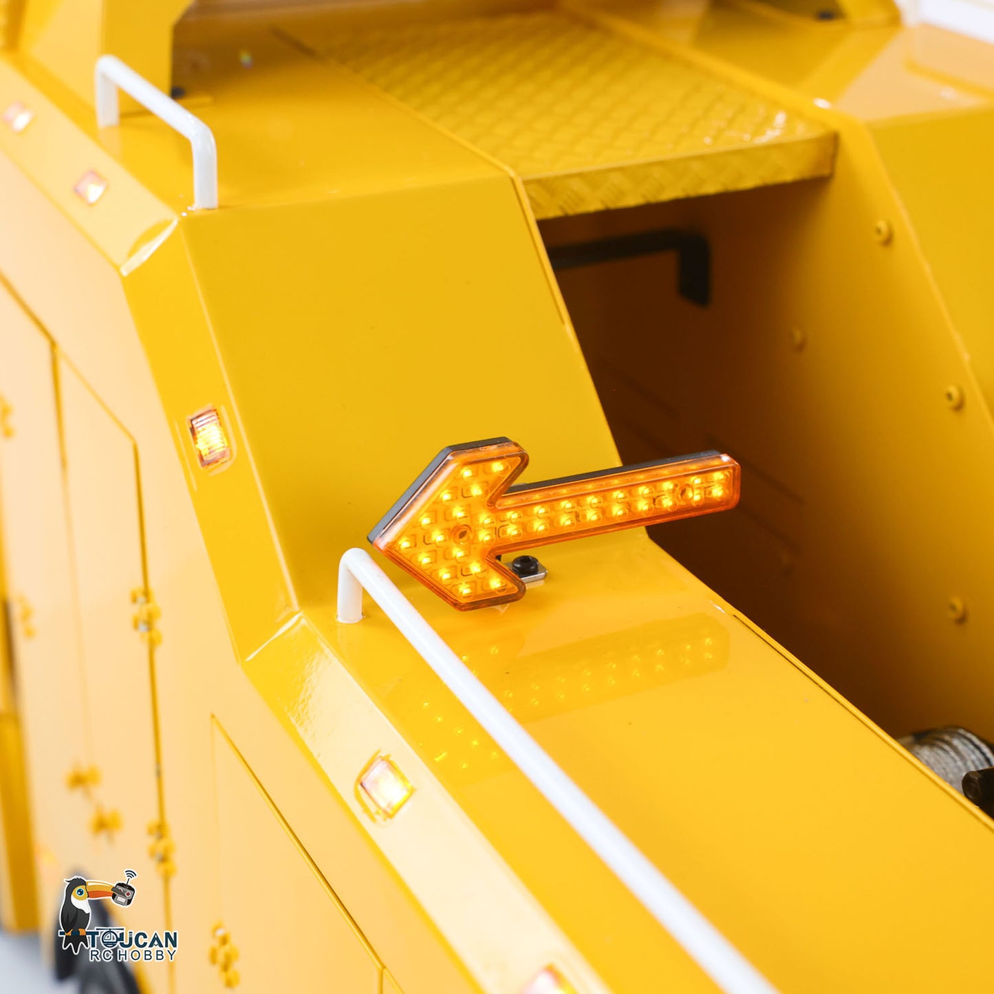 TOUCAN 8X4 Metal 1/14 RC Road Rescue Truck FH16 RTR 2Speed Model Car Flysky Paladin PL18EV Lite Radio Battery Smoke Light Sound