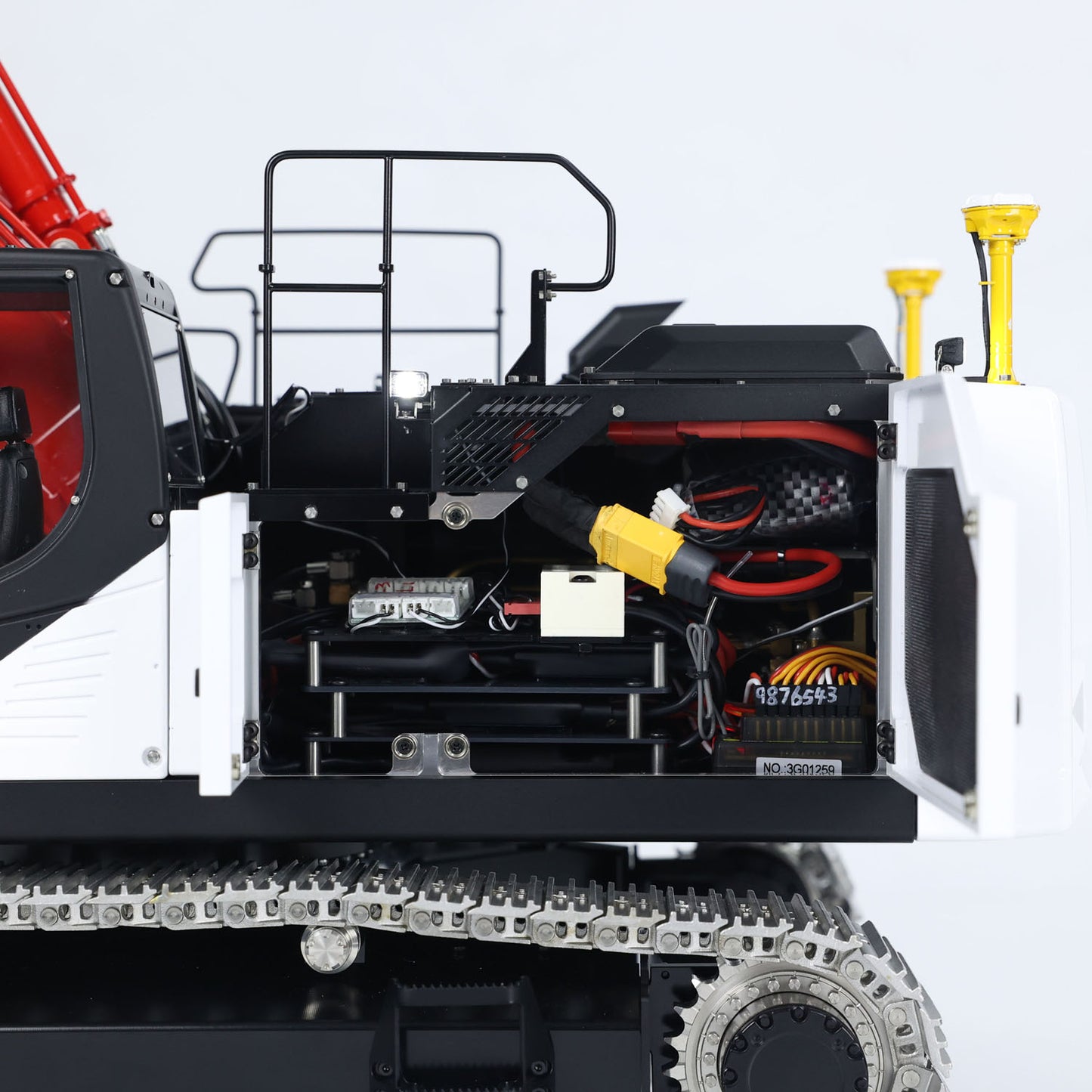 LESU AOUE LR945 3-Arm 1/14 LESU RC Hydraulic Excavator RTR Metal Construction Vehicle Models Radio Control Digger Engineering Machine FlySky PL18EV