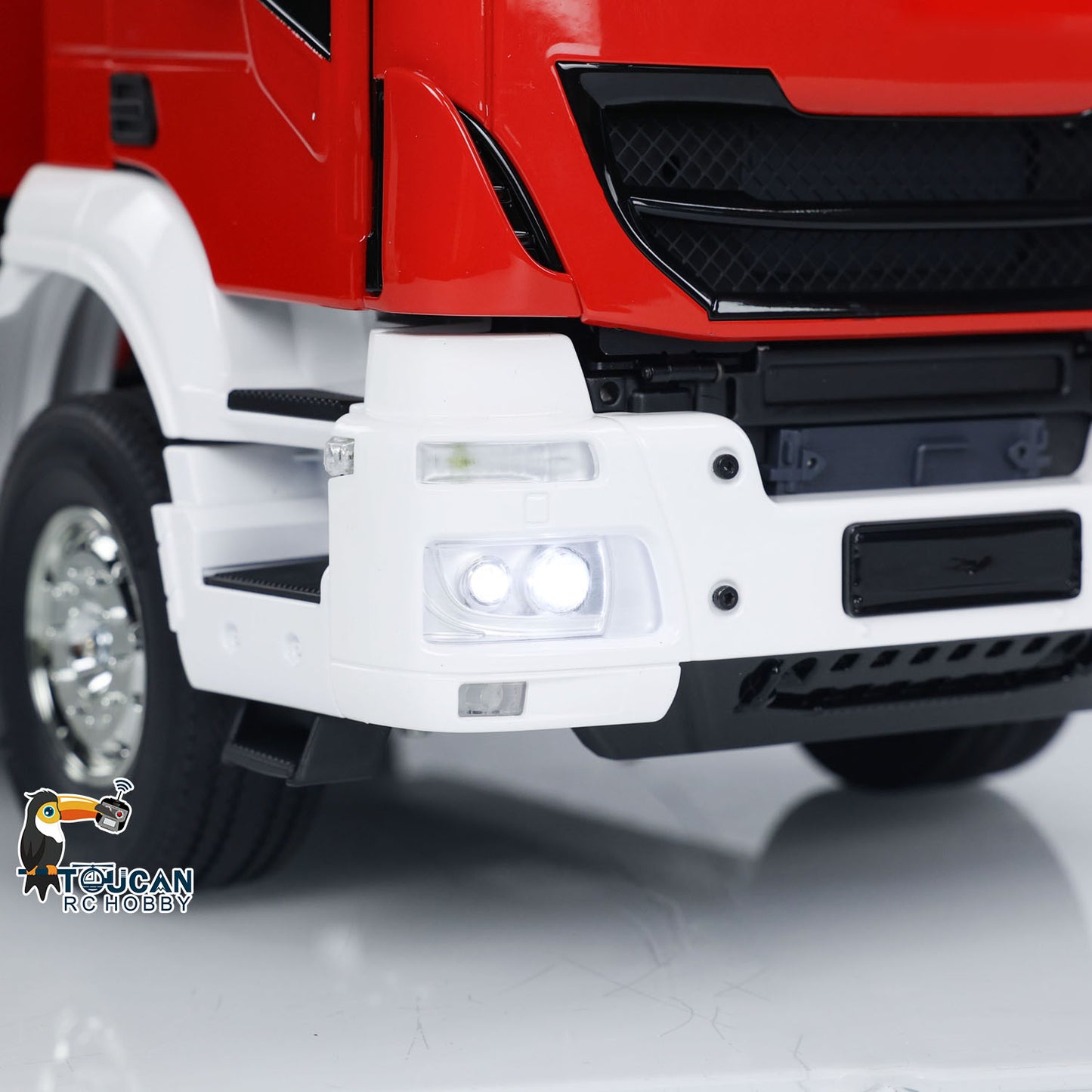 RC Fire Truck Rescue Fire 4x2 Vehicle 1/14 Light Sound 2-Speed Transmission Light Sound ST8 Remote Control System