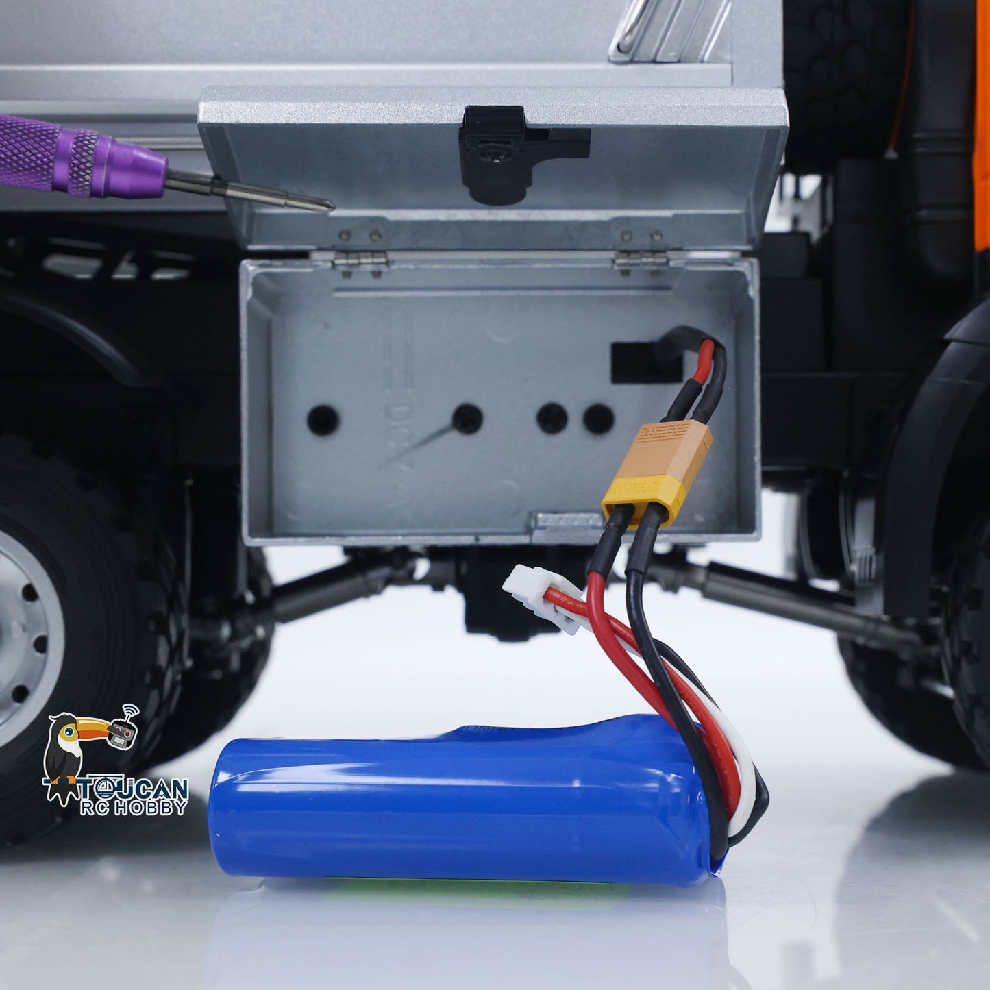 US STOCK 1/14 HUINA 1598 2.4G Remote Control Dumper 6¡Á6 Engineering Transport Vehicle Lifting Rod Tipper Car Light Sound Battery Toys