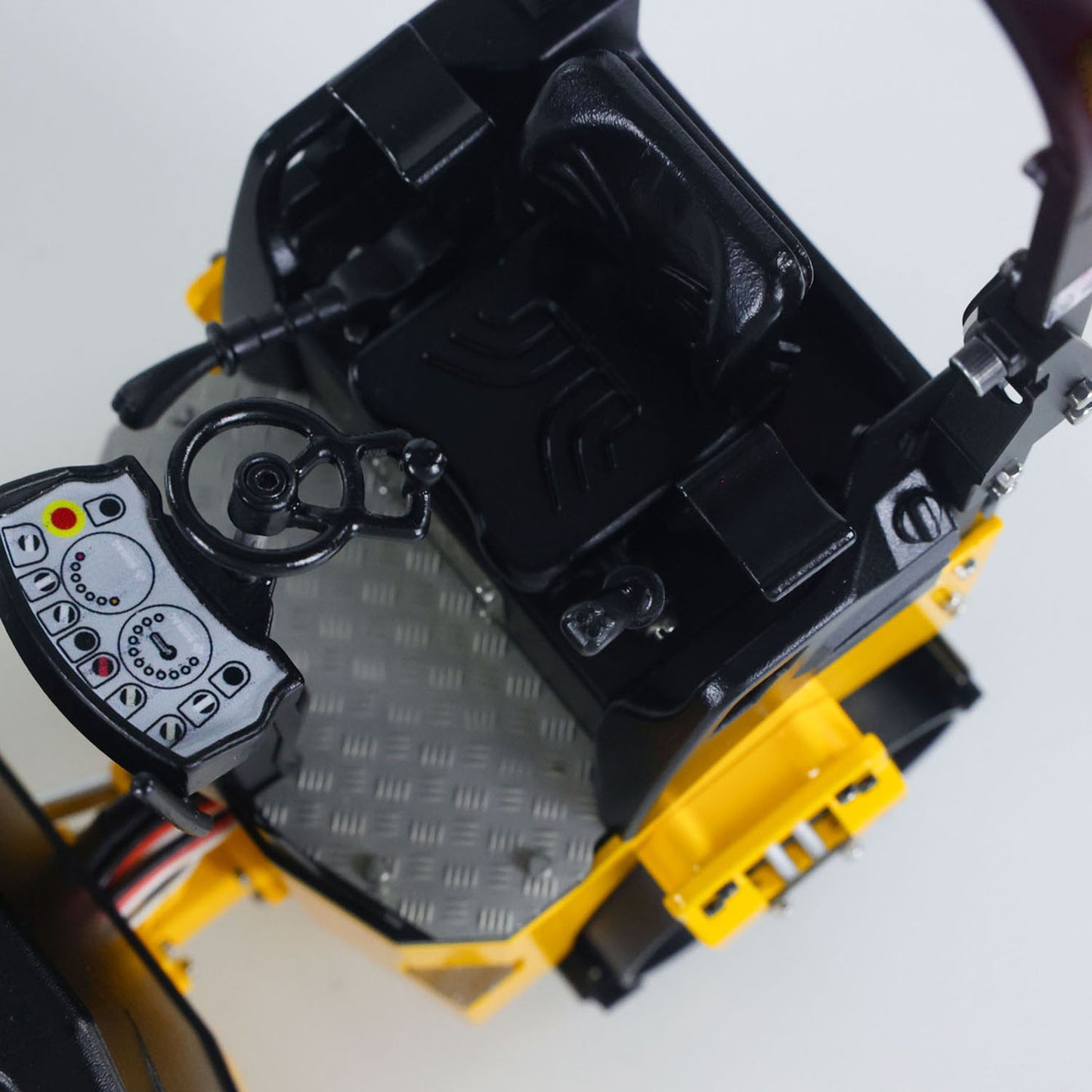 US STOCK 1/14 Metal RC Electric Road Roller BOM BW120AD RTR Remote Control Construction Vehicle Model Flysky ST8 Radio Battery Light System