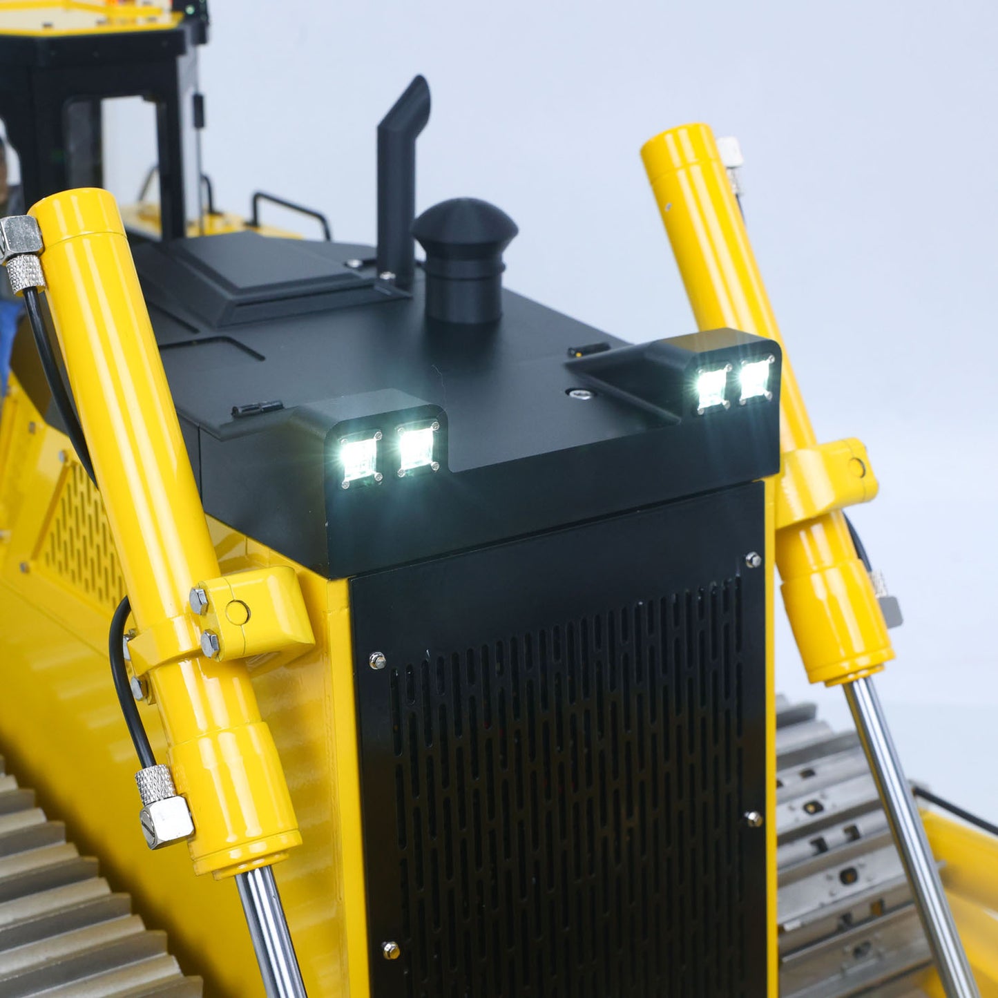 Metal 1/12 RC Hydraulic Bulldozer D155AX RTR Heavy Dozer Model 7 Way Valve 1.0L Oil Pump 5 Plows Radio Master TX15 Radio Battery