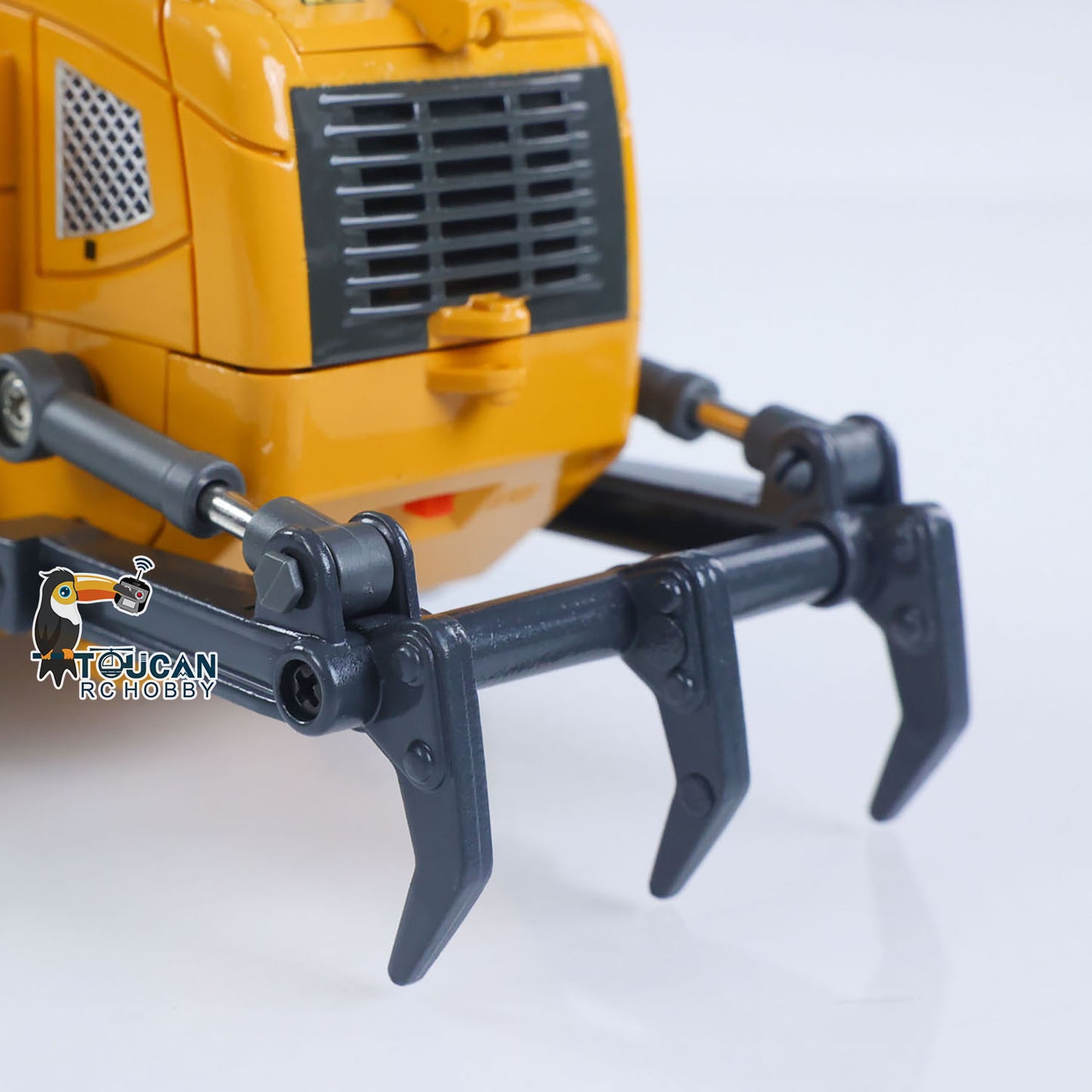 Fast Shipping LR636 1/50 RC Tracked Loader Electric Lifting Radio Control Model Vehicle Metal Openable Bucket Tracks Ripper Soil Loosening Hook