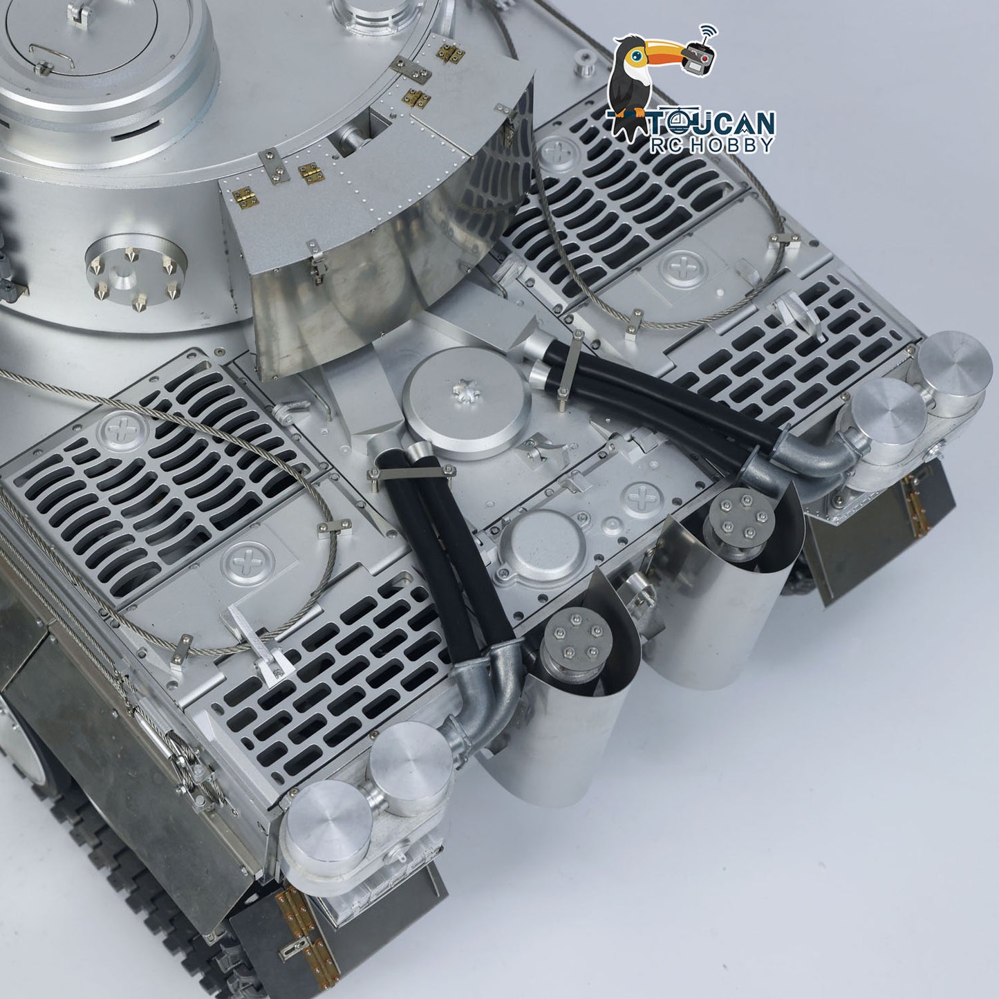 Henglong 1:8 Scale Full Metal RC Tank 3818 German Tiger I RTR Model Track Wheel Barrel Recoil 360 Turret Smoke Unit Transmitter