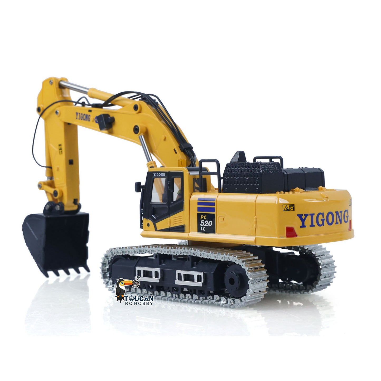 Fast Shipping 1/50 RC Digger PC520 Electric Lifting Radio Control Excavator Engineering Vehicle Metal Tracks Lights Sound Small Toy Collection