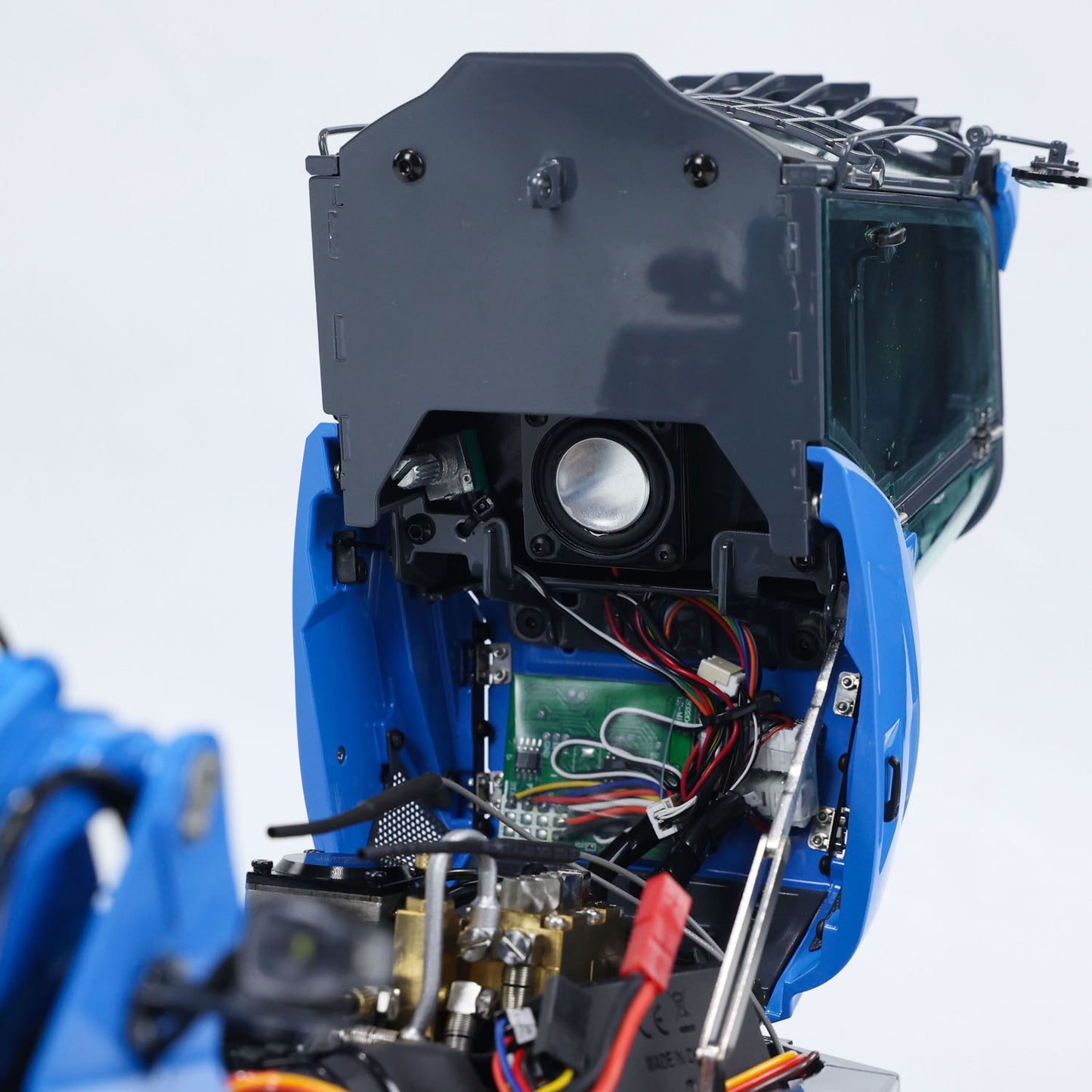 LESU 1/14 Hydraulic RC Telescopic Arm Loader AT1050 Radio Control Fork Truck Painted Assembled Engineering Vehicle FlySky ST8 Sound Light
