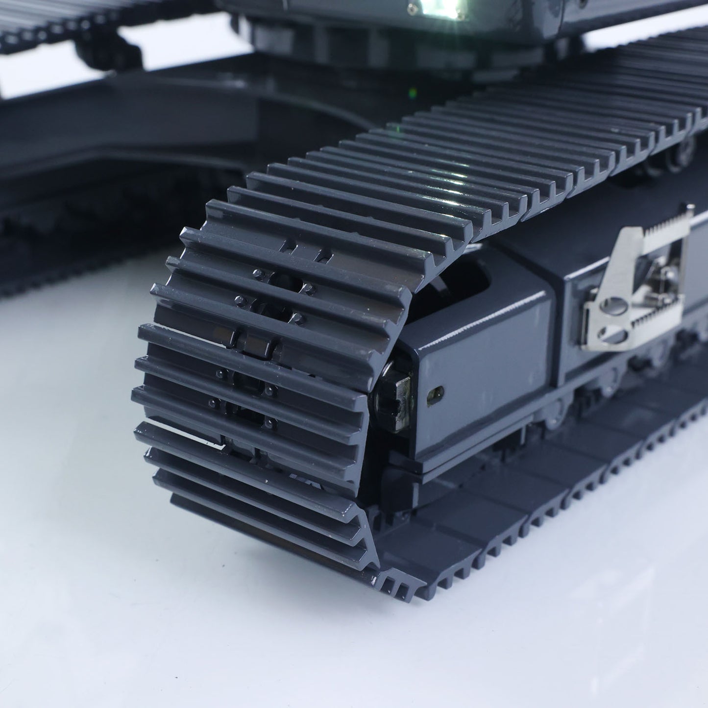 US STOCK 1:14 Hydraulic RC Excavator for Remote Control 945 5CH Reversing Valve