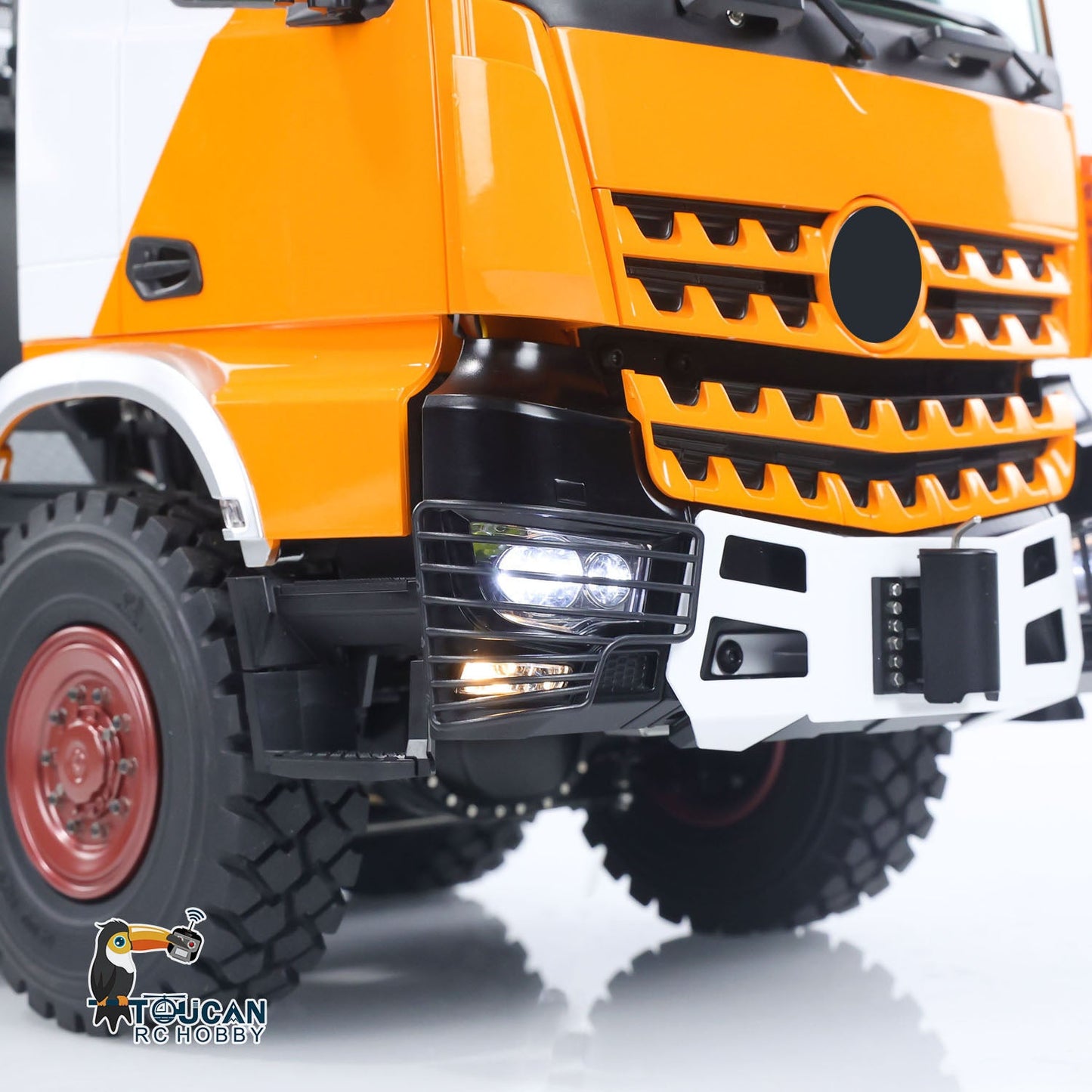 1/14 8x8 Metal RC Off Road Tractor Truck Ar3363 Remote Control Lorry Car Differential Lock Axle 3Speed Gearbox I6S Radio