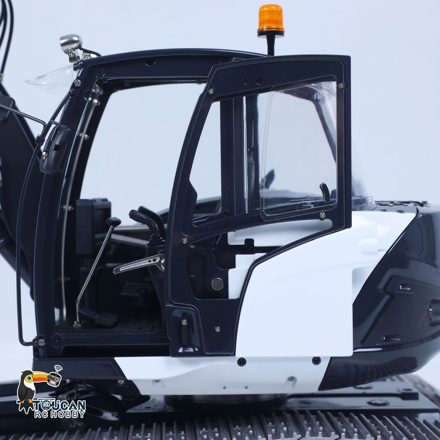In Stock LESU 1/14 Metal RC Hydraulic Excavator MC15 4Arms Remote Control Digger 15MC 9 Valves Dual Pumps Light Sound PL18EV Lite