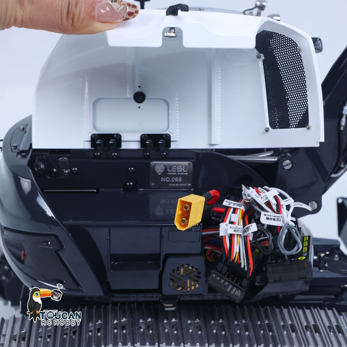 Metal LESU 1/14 RC Hydraulic Excavator MC15 CNC Shell 4 Arms Remote Control Digger 9CH Valves Dual Pumps Quick Released Coupler