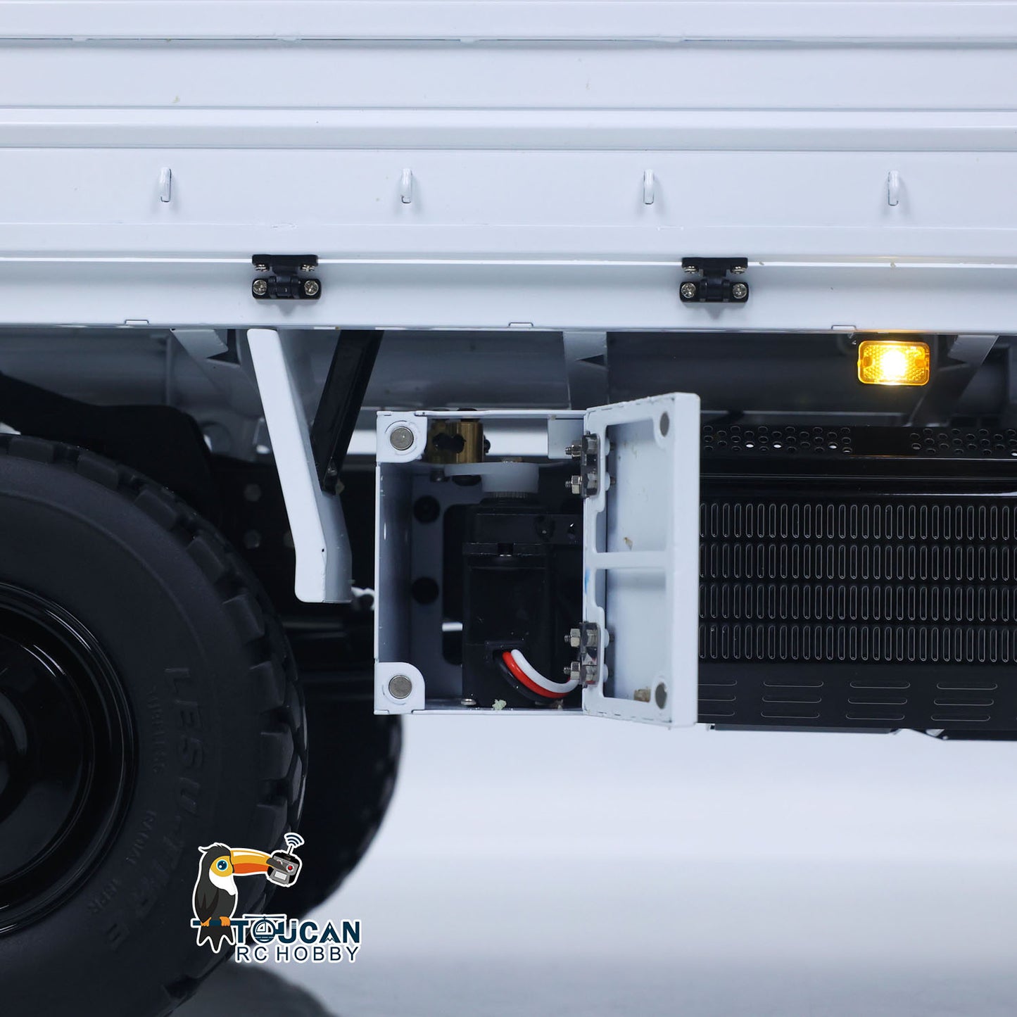 U4023 LESU 4WD 1/14 Remote Control Off Road Car Metal RC ATV Light Truck Model Differential Locks Wheel Hub Reduction No Battery