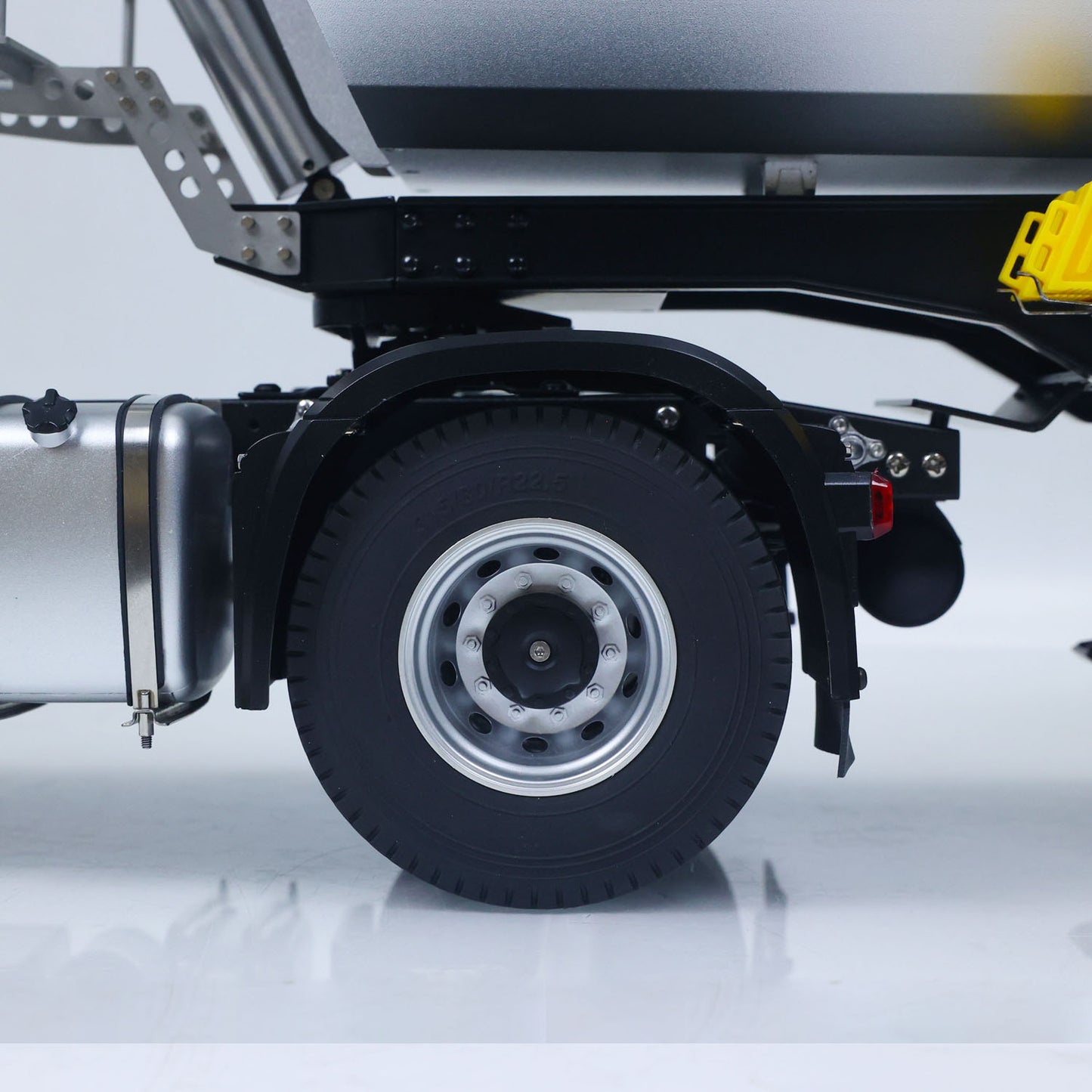 Fast Shipping Kabolite RTR Car 1/14 4X4 RC Tractor Truck 3Axles Electric Lifting Dump Trialer