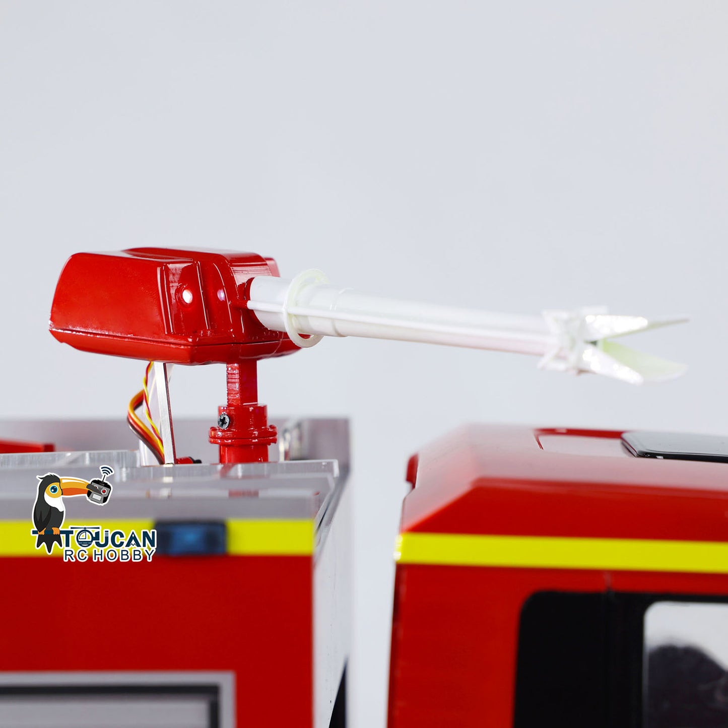 4x2 RC Fire Fighting Truck 1:14 3-speed Transmission Radio Control Fire Vehicles