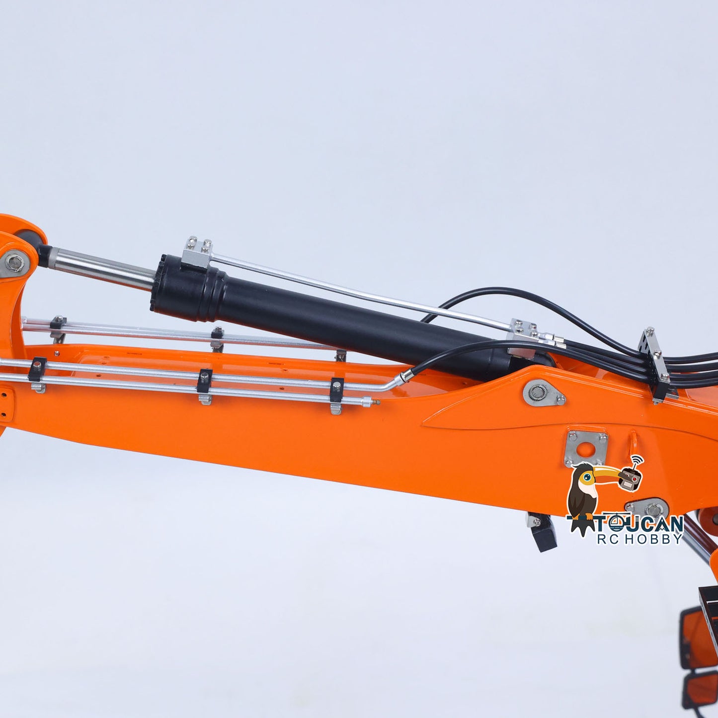 CUT Model Metal 1/14 Remote Control Hydraulic Excavator LR914 RC Tracked Digger 5CH Valve RTR Engineering Vehicle Lights Sounds