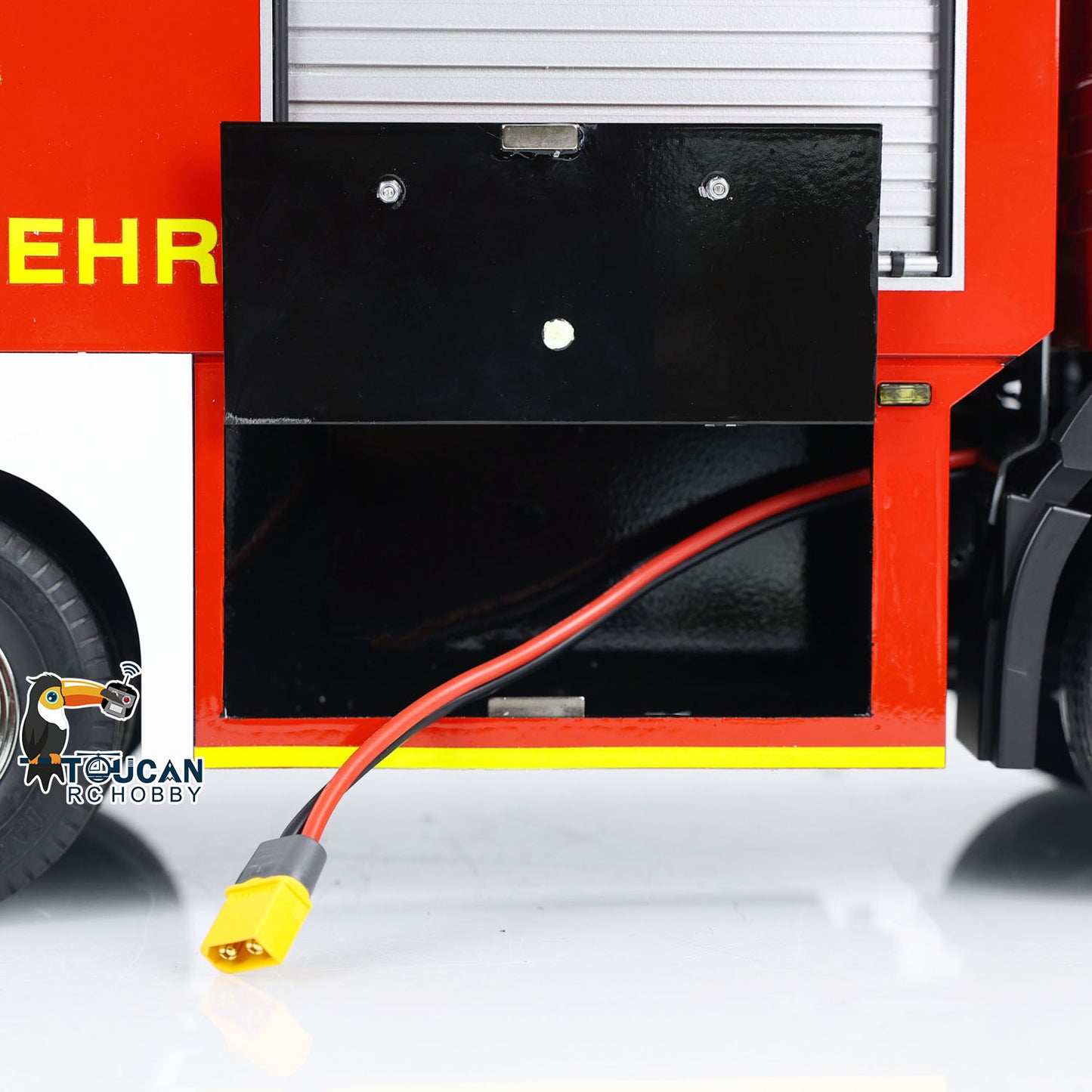 1/14 RC Fire Vehicle 4x2 Electric Car Remote Control Fire Fighting Truck Model