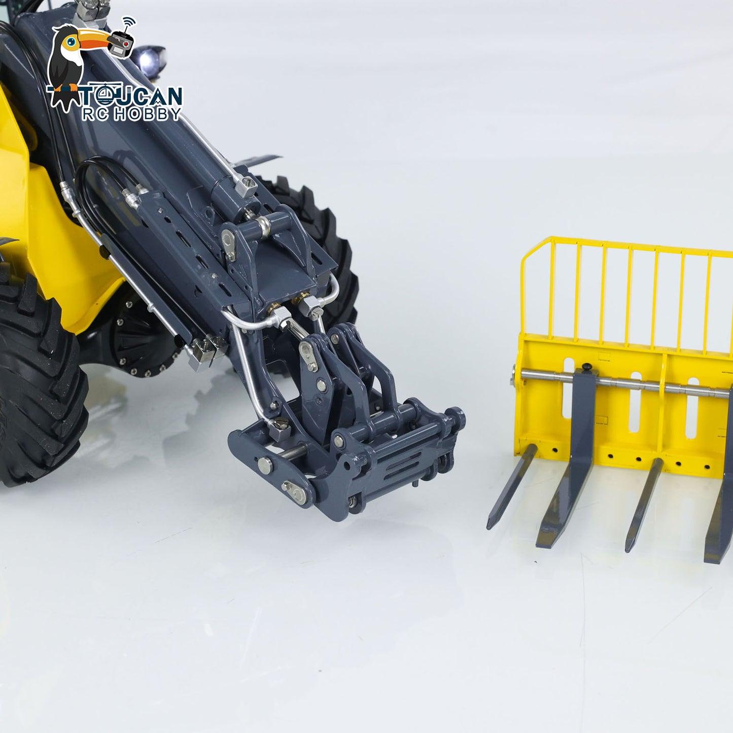 In Stock LESU RTR 1/14 Hydraulic RC Telescopic Arm Car Metal Loader AT1050 Forklift Truck