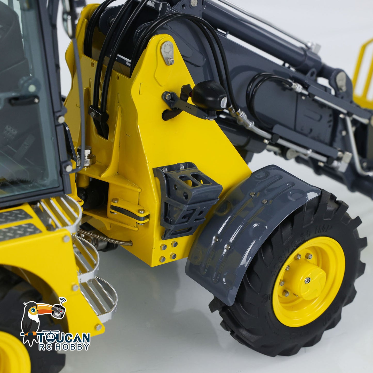 In Stock LESU RTR 1/14 Hydraulic RC Telescopic Arm Car Metal Loader AT1050 Forklift Truck
