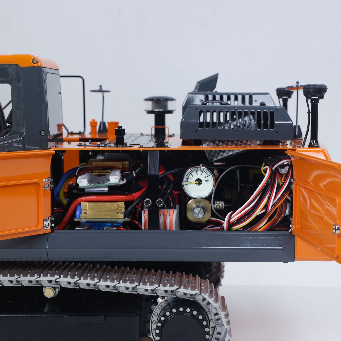 LESU 90% Metal 1/14 RC Hydraulic Digger Aoue DX350LC Remote Control Excavator Finished Model 3CH Valve Relief Valve 4MPA Pump Engineering Vehicle