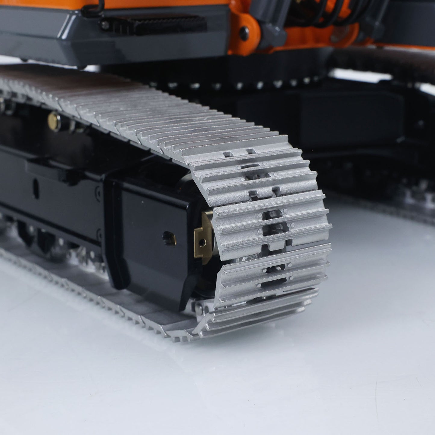 LESU 90% Metal 1/14 RC Hydraulic Digger Aoue DX350LC Remote Control Excavator Finished Model 3CH Valve Relief Valve 4MPA Pump Engineering Vehicle