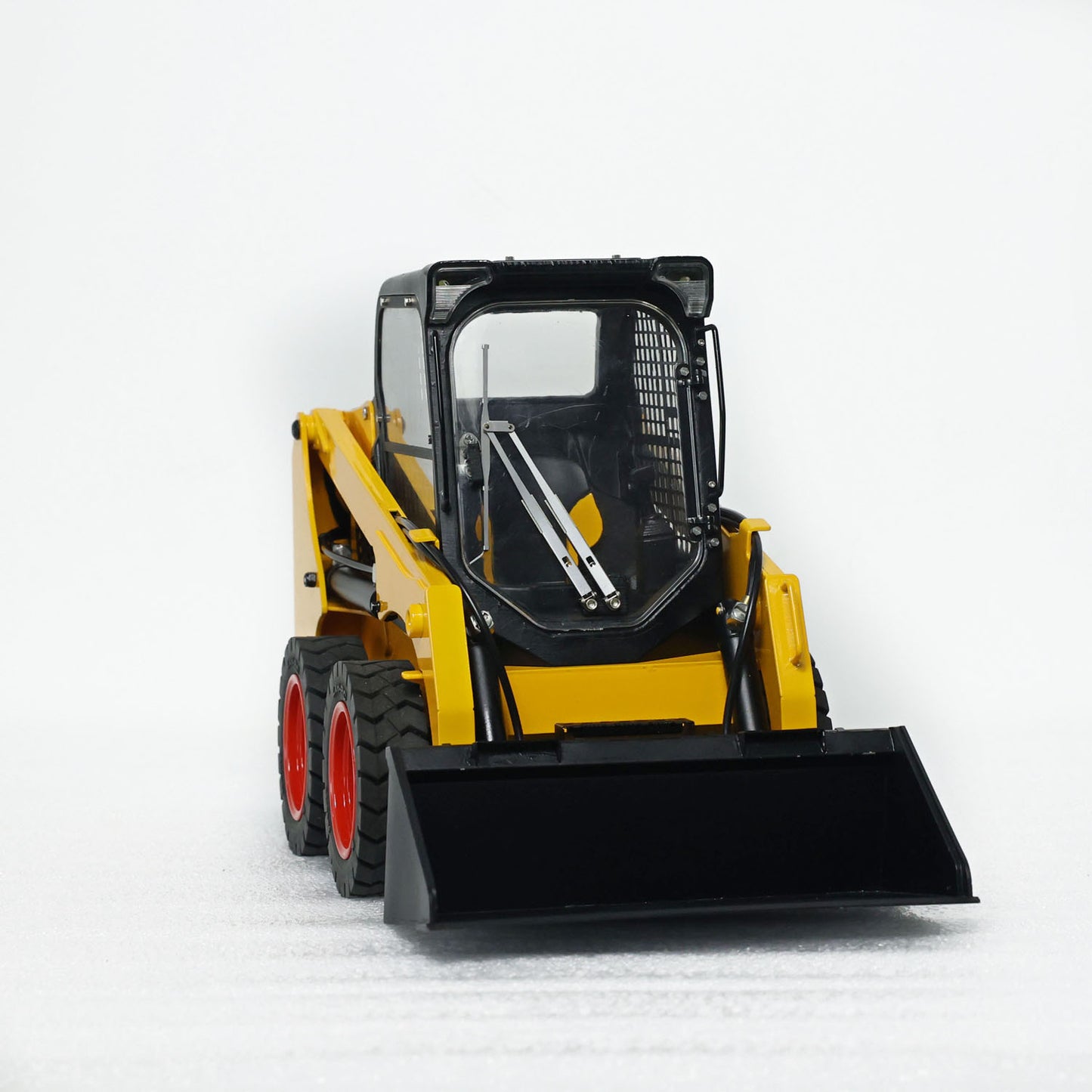 Metal 1/14 Hydraulic RC Skid-Steer Loader SM450 Remote Control Wheeled Car Model