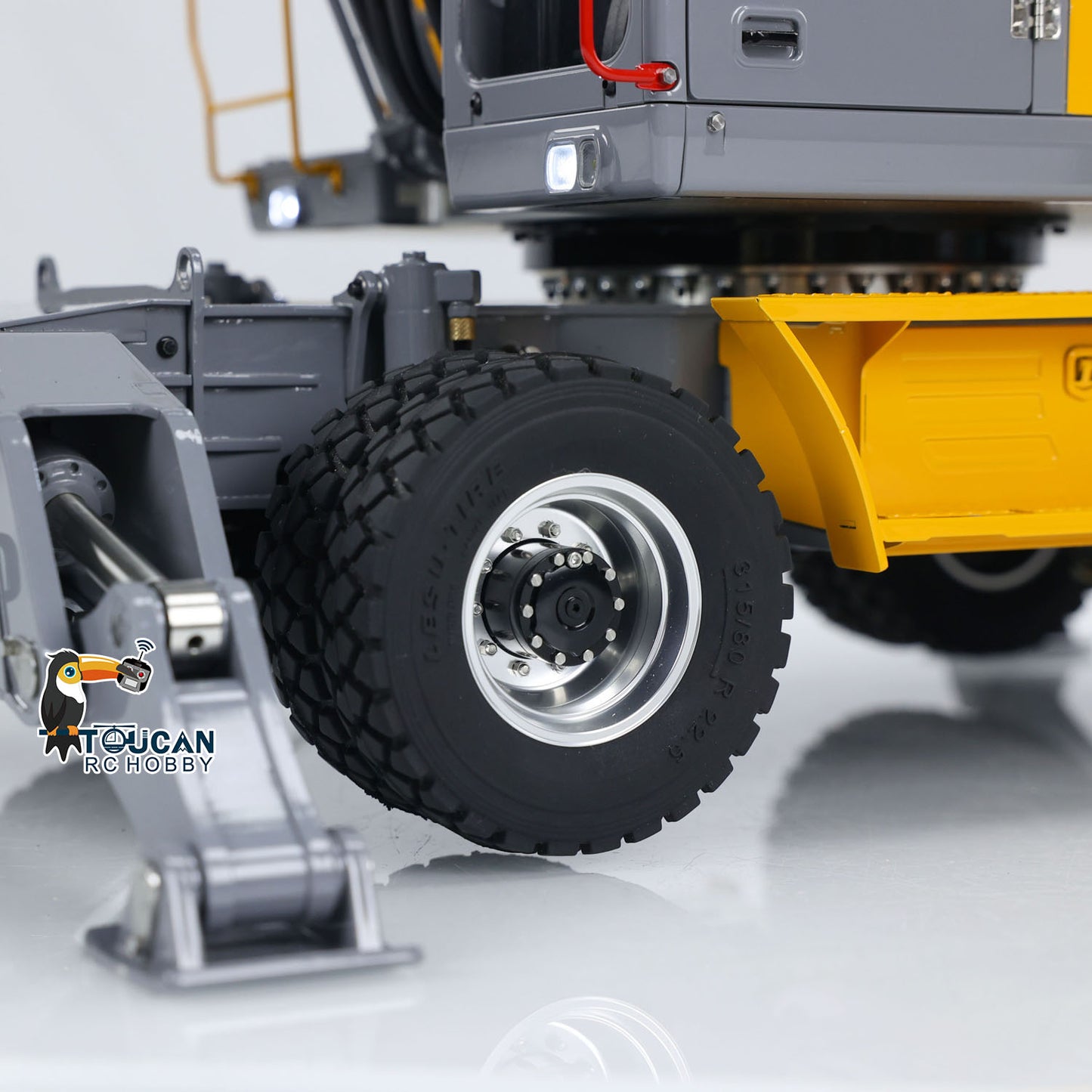 1/14 LESU RC Hydraulic Excavator Aoue ET30H Wheeled Digger Assembled and Painted Model Light System Pump Valve