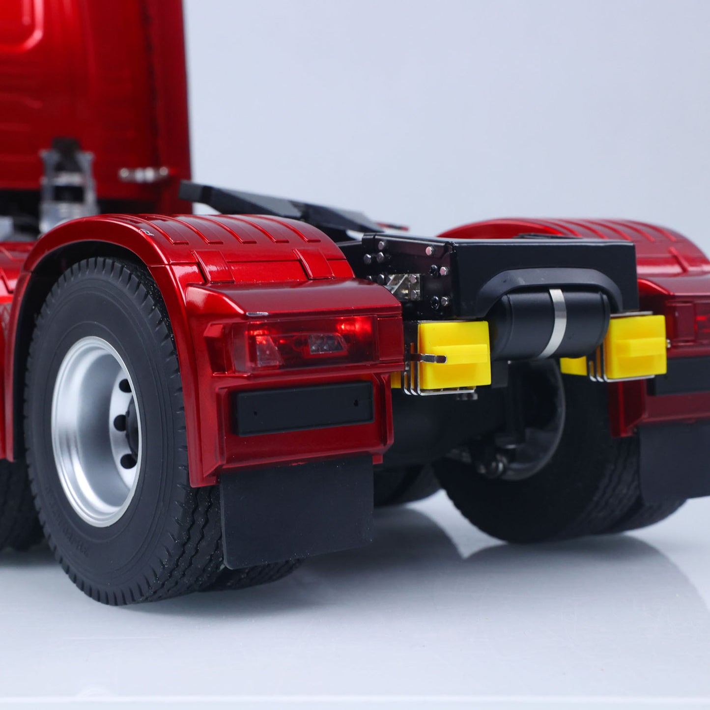 Fast Shipping KABOLITE 1/14 770S 100 RC Tractor Truck 6x6 Remote Control Lorry Car 2Speed Gearbox Differential Lock Battery Radio RTR Model