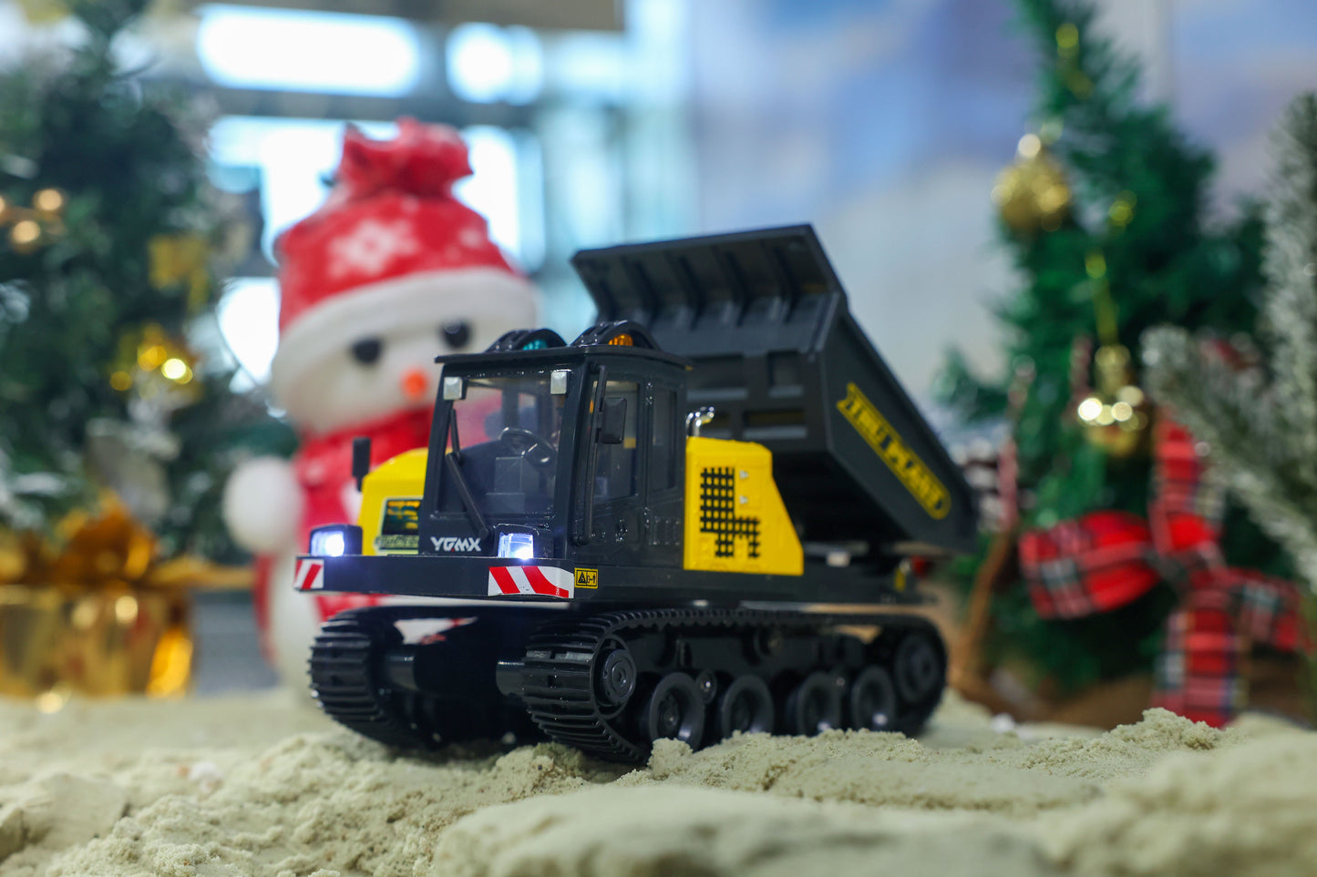 Pre-Order 1/50 T14R Panther RTR Electric RC Crawler Dump Truck Construction Vehicle Tracked Tipper Finished Model Toys Lights Sounds Unit