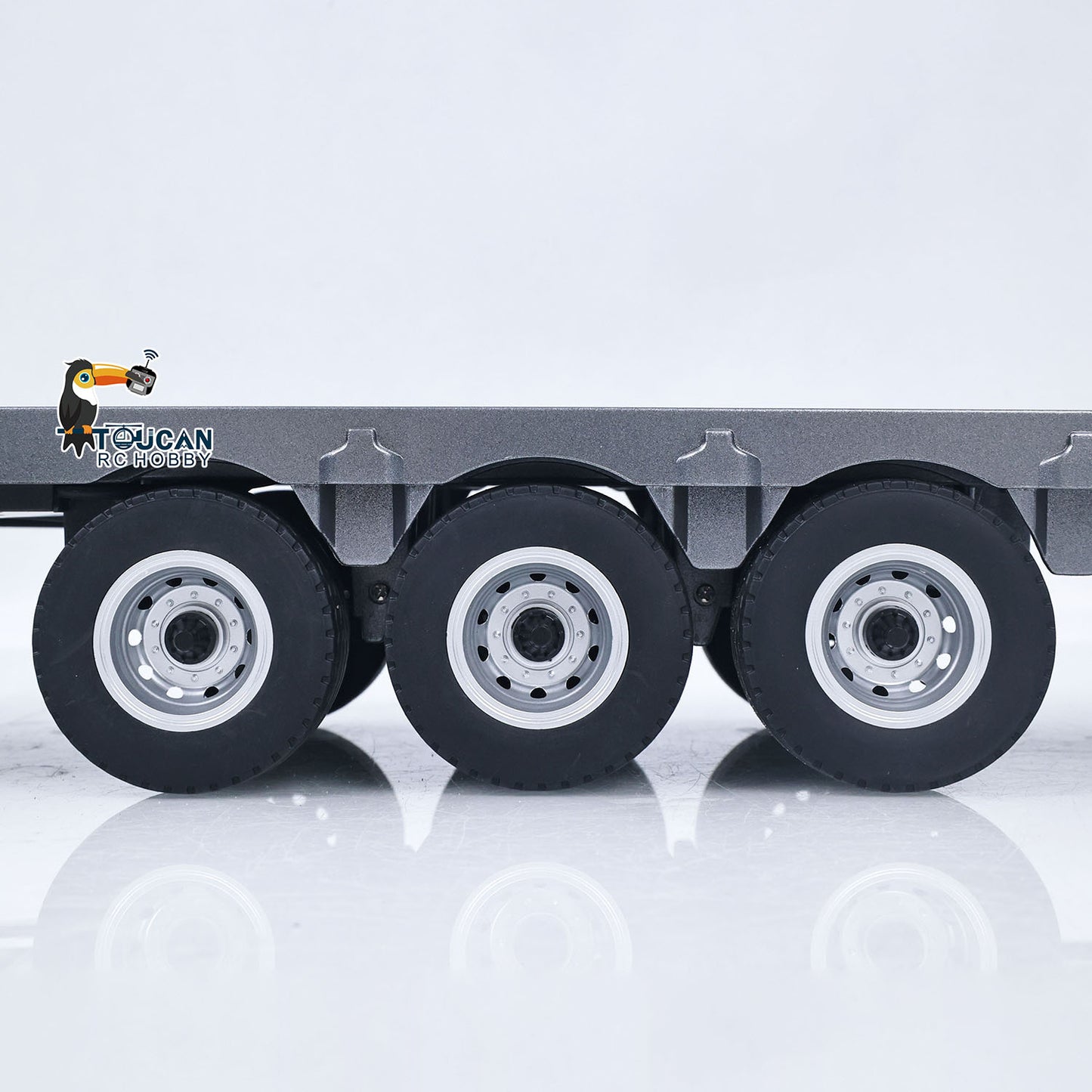 Fast Shipping 73.5CM Plastic Semi Trailer Flatbed 1502 for 1/18 Remote Control Tractor Truck HUINA 1501 Electronic Support Legs Tail Board