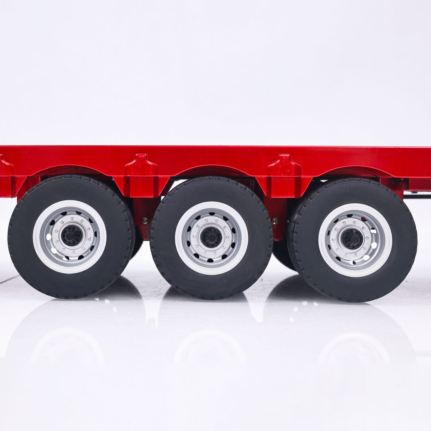Fast Shipping 3 Axle Plastic Semi Trailer Flatbed 1502 for 1/18 Remote Control Tractor Truck HUINA 1501 RC Lorry Car Model Upgrade Parts