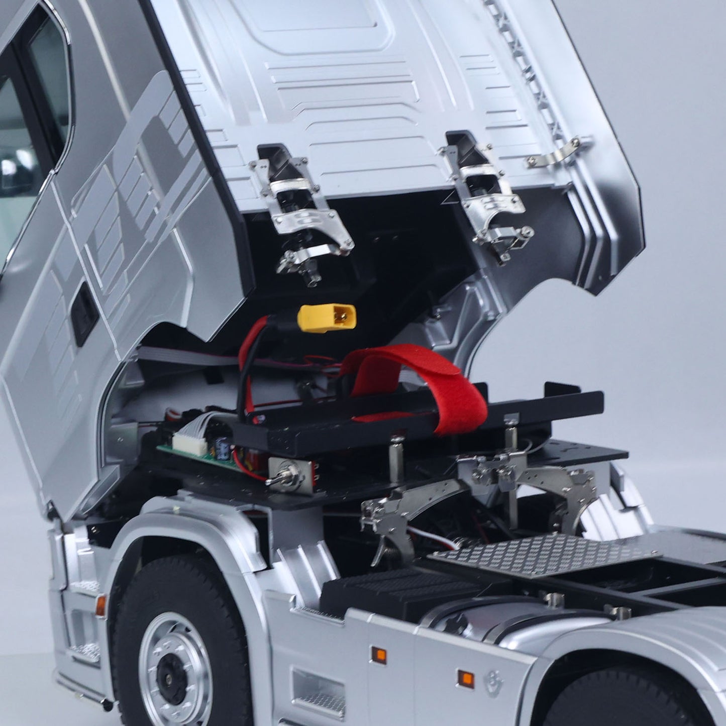 Fast Shipping 1/14 KABOLITE RC Tractor Car 770S 100 6x6 Romote Control Truck 2Speed Gearbox Differential Lock Vehicle 6WD Sound Light Model