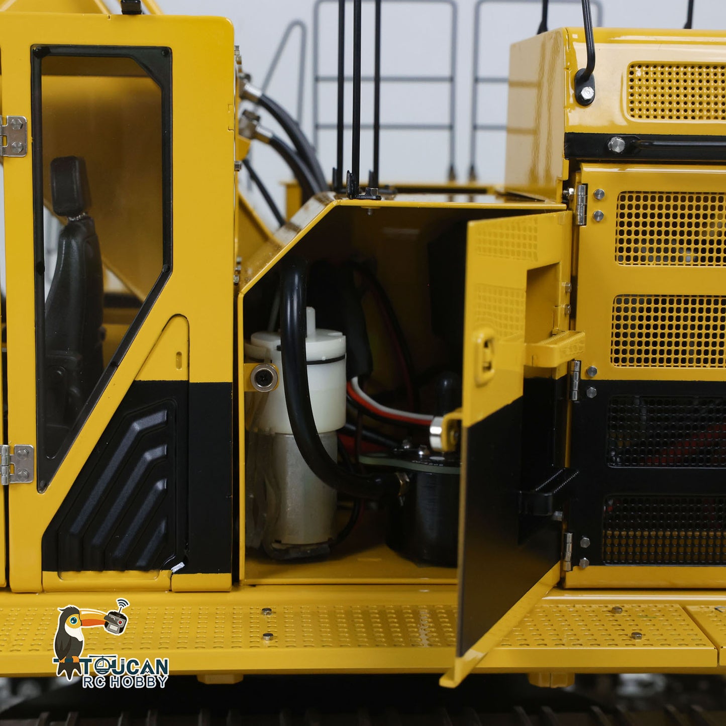 LESU Metal 1/14 RC Hydraulic Excavator C374F RTR Radio Controlled Digger Heavy Machine Paladin PL18EV LITE Battery Sound Smoke