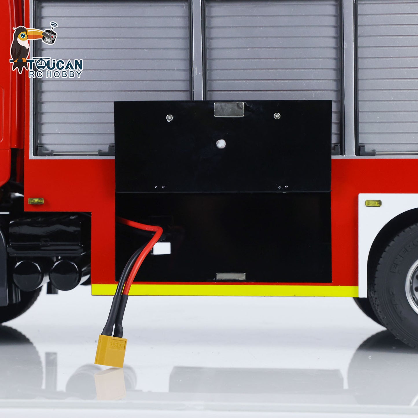 1/14 Electric Fire Truck SC 770S Remote Control Vehicle i6S Radio 11.1V Battery 2Speed Gerabox Water Spraying RC Model Car