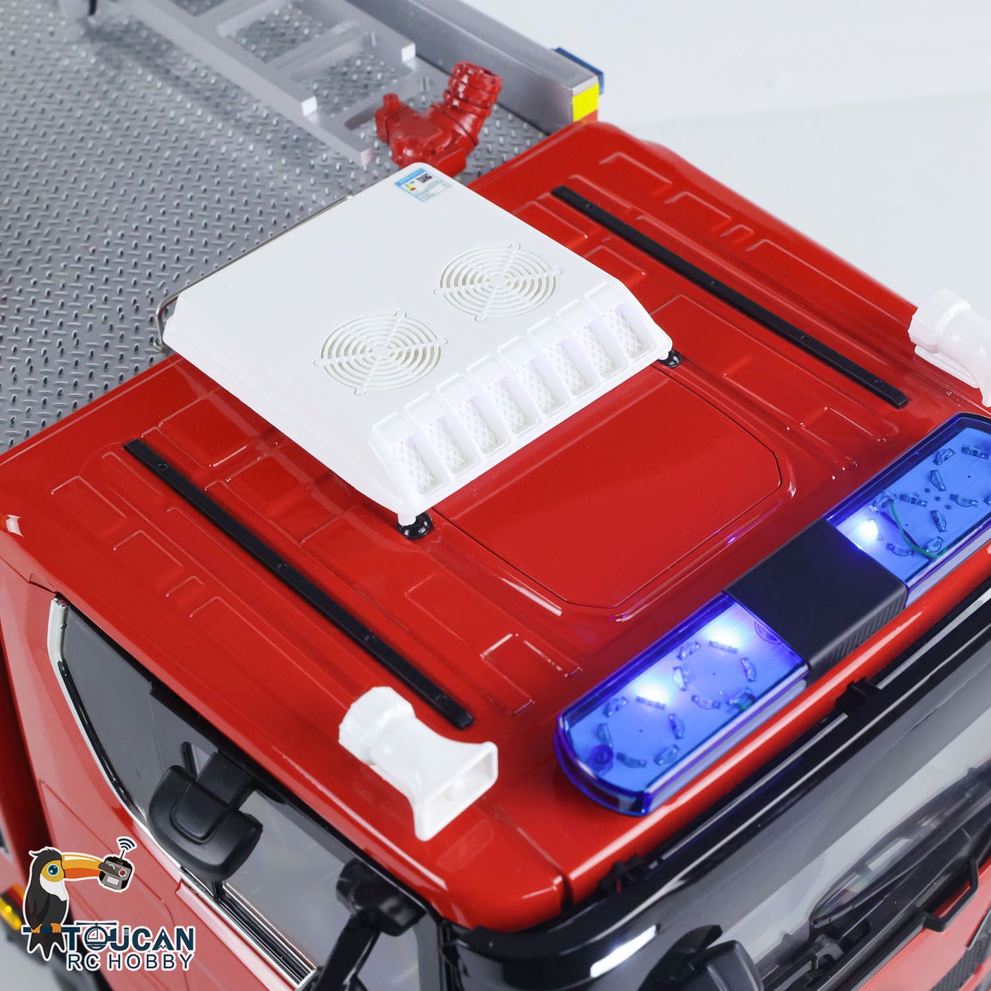 1/14 Electric Fire Truck SC 770S Remote Control Vehicle i6S Radio 11.1V Battery 2Speed Gerabox Water Spraying RC Model Car