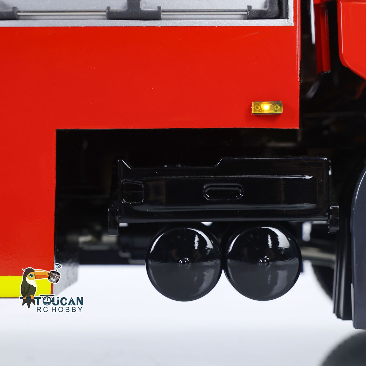 1/14 Electric Fire Truck SC 770S Remote Control Vehicle i6S Radio 11.1V Battery 2Speed Gerabox Water Spraying RC Model Car