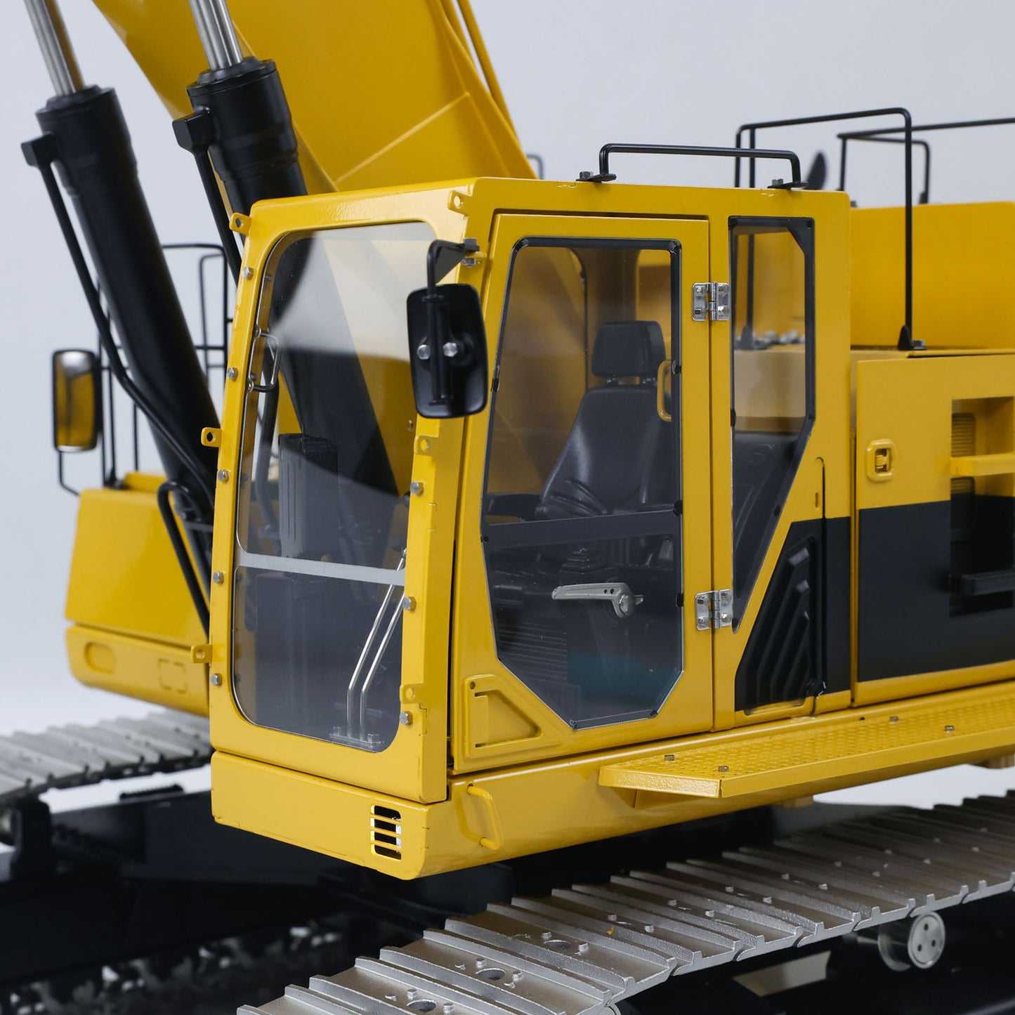 LESU 1/14 Hydraulic RC Excavator C374F Remote Control Digger Model RTR Heavy Construction Car Flysky Paladin PL18EV LITE Radio 6CH Valve Light