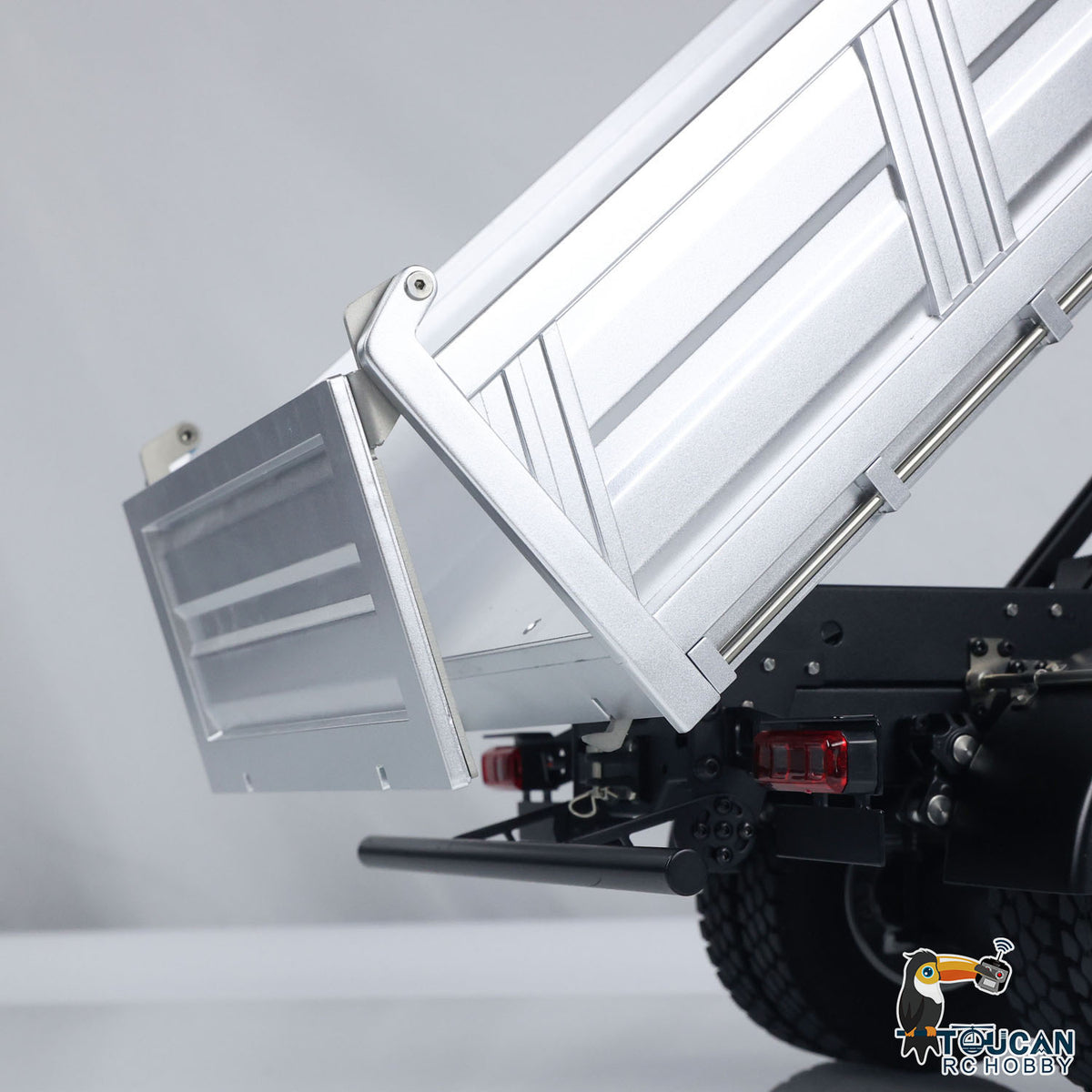 Fast Free Shipping 1/14 Kabolite 5701 RC Dump Truck 4x4 Remote Control Dumper Car Sound Light Simulation Vehicle Hobby Model