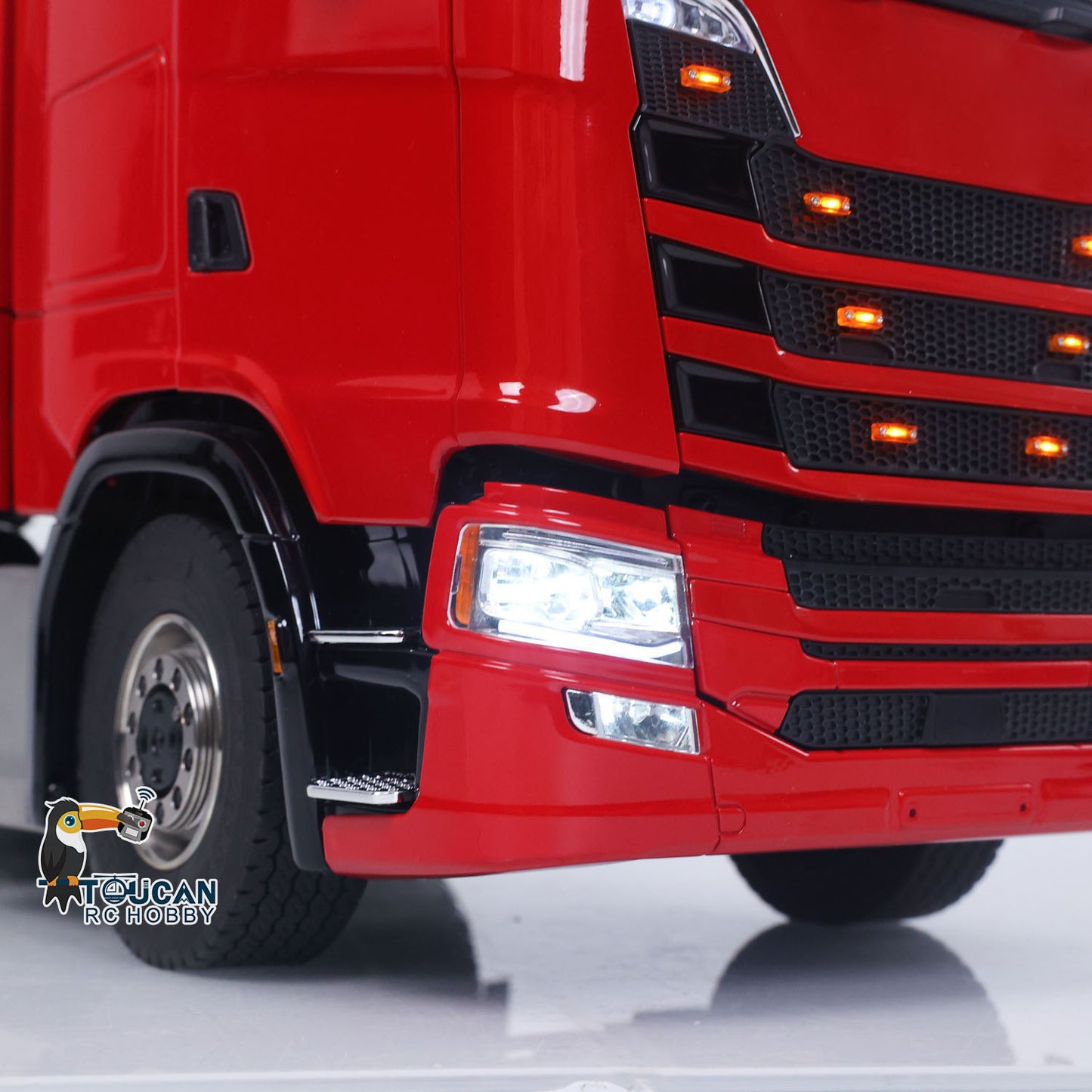 770S 1/14 8*8 Radio Control Tractor Truck Wheel Side Reduction Axles Three Speed Transmission Hobbywing 1060 ESC 35T Motor