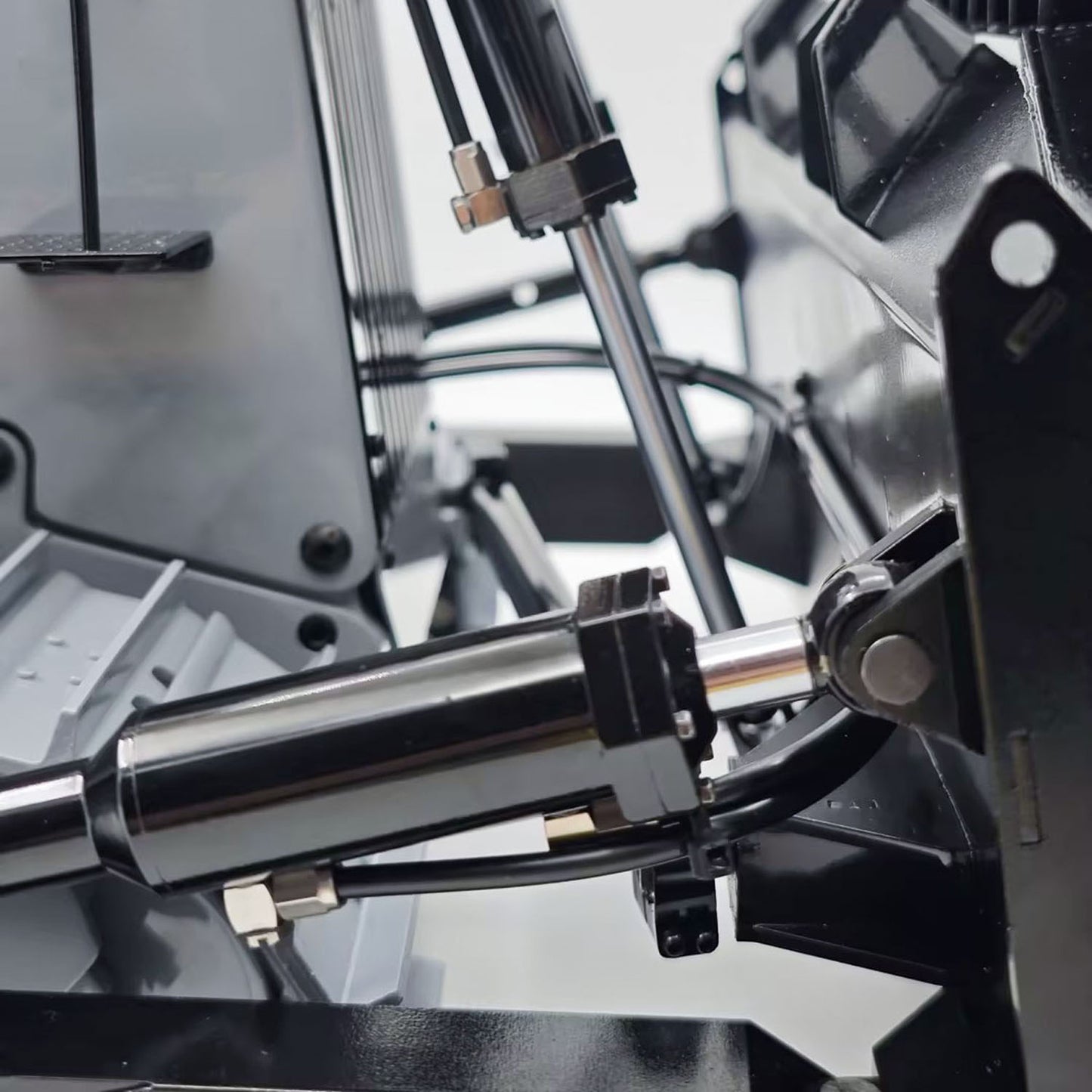 1/14 Metal RC Hydraulic Bulldozer DXR2 Light System Openable Door Remote Control Construction Vehicle JDM-98 Ultra Flysky Radio