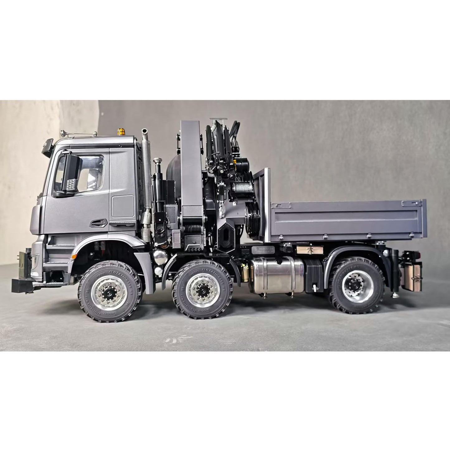 4151 AK Metal 1/14 RC Tractor Truck with Hydraulic Crane Fly Jib Arm Bucket 6*6 Remote Control Farm Car 3Speed Model Lorry Sound
