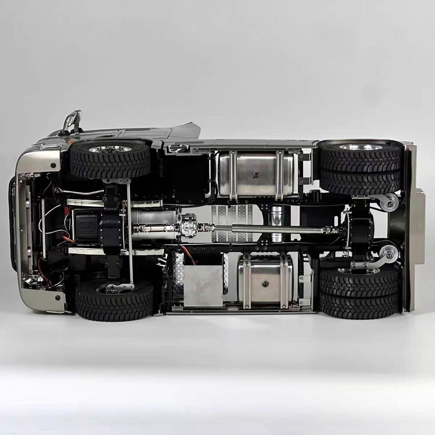 1/14 Remote Control Tractor Truck 770S Differential Locks 2Speed Gearbox 4WD RC Lorry Car for TAMIYA Trailer Lights Sounds