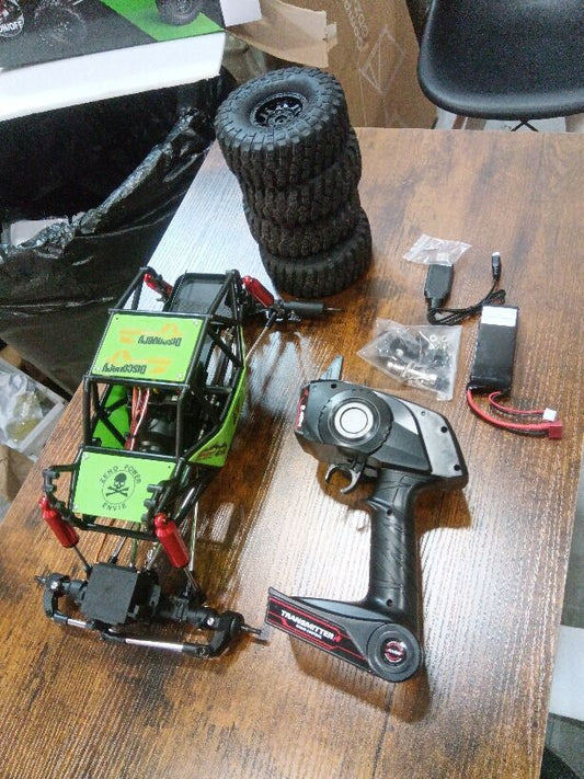 Second Hand US Stock Remote Control 1/10 Rock Crawler 2.4G 4*4 RTR Electric Radio Off-road Truck
