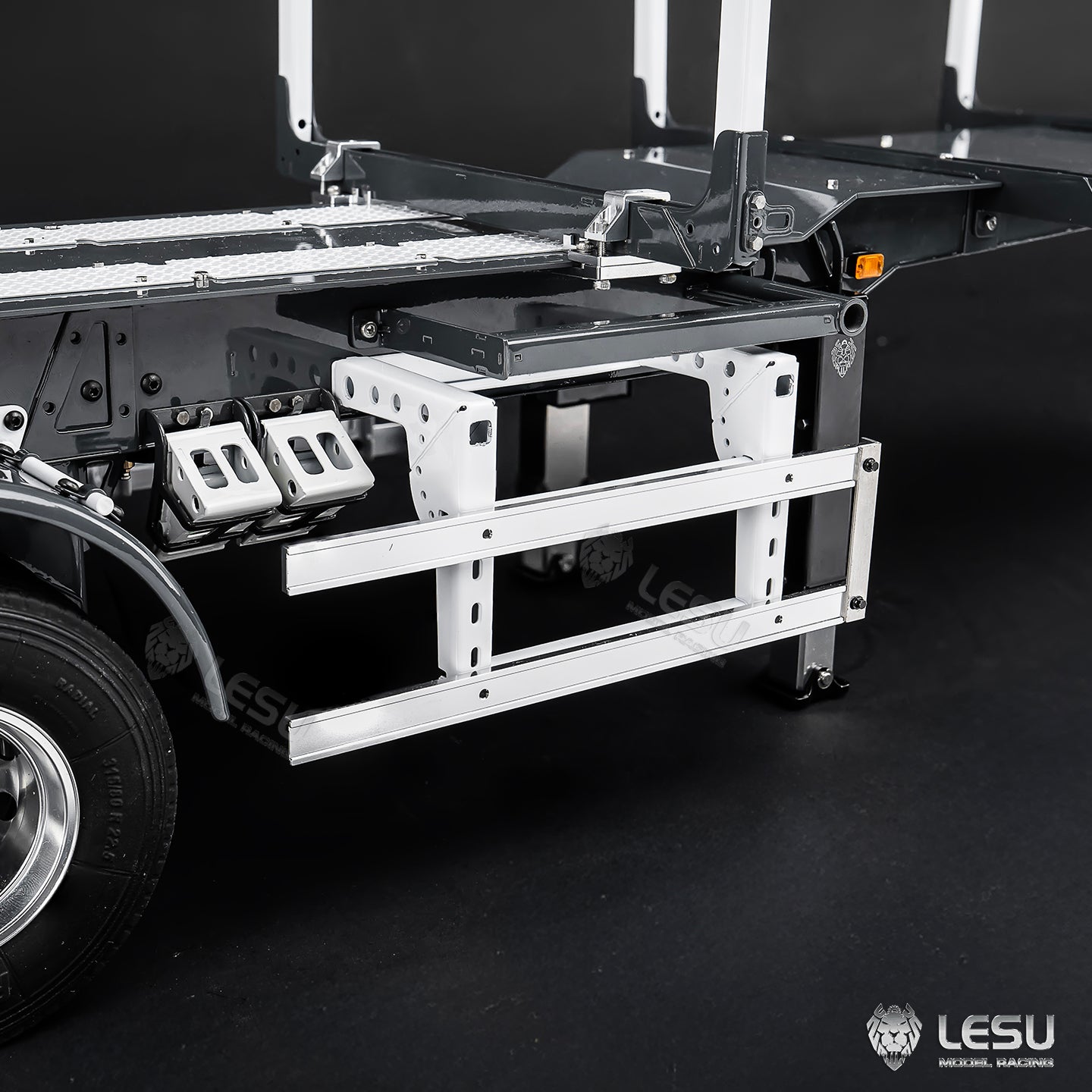 LESU 1/14 Metal Log Semi Trailer RC Wood Transport Car Light Electric Lifting Leg Servo-Controlled Drum Brake for TAMIYA Tractor Truck