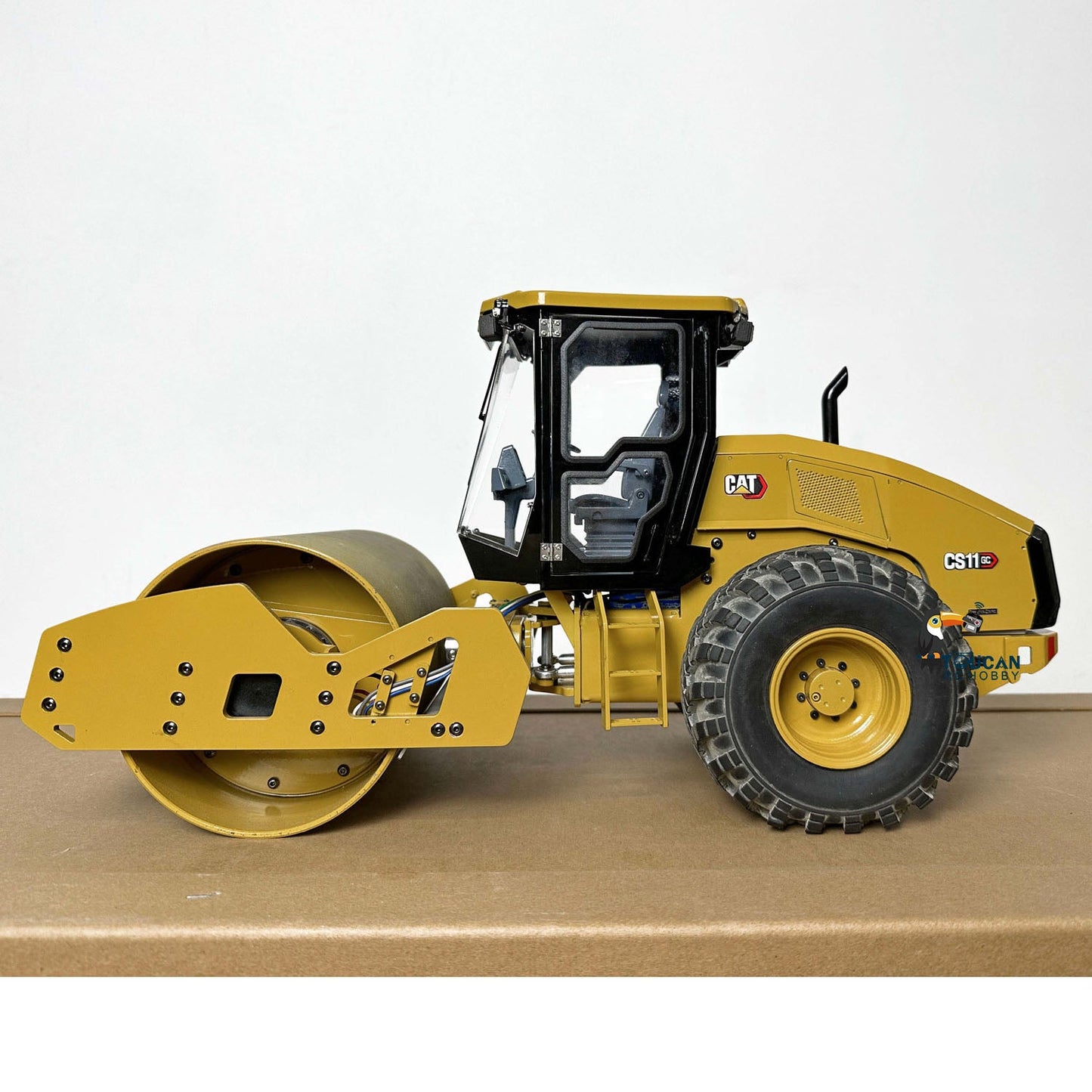 Metal 1/12 CS11 JZM RC Road Roller Remote Control Engineering Vehicles Car Models FlySky I6S Radio System Assembled Painted