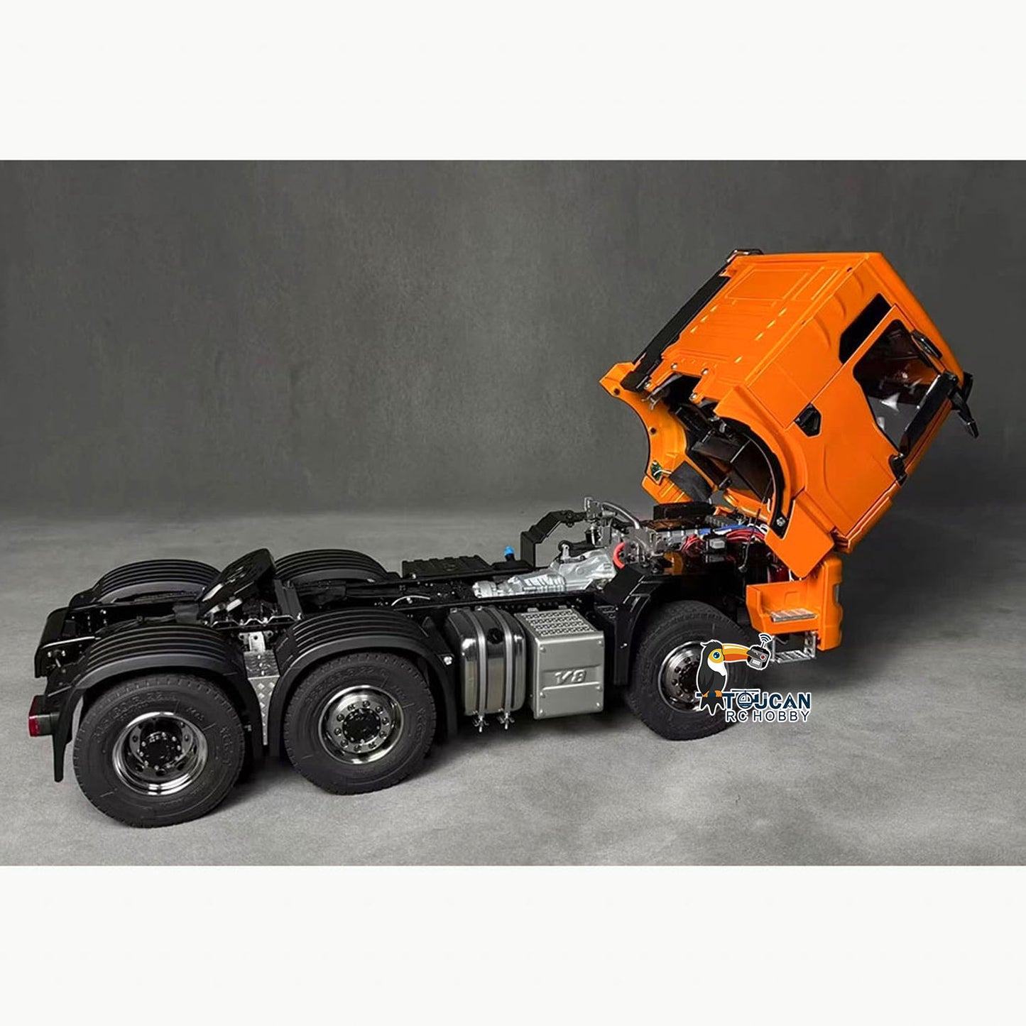 1/14 Metal 6X6 Remote Control Tractor Truck RC Lorry Car 3Speed Gearbox Wheelhub Reduction Axle Light Sound System ST8 Radio