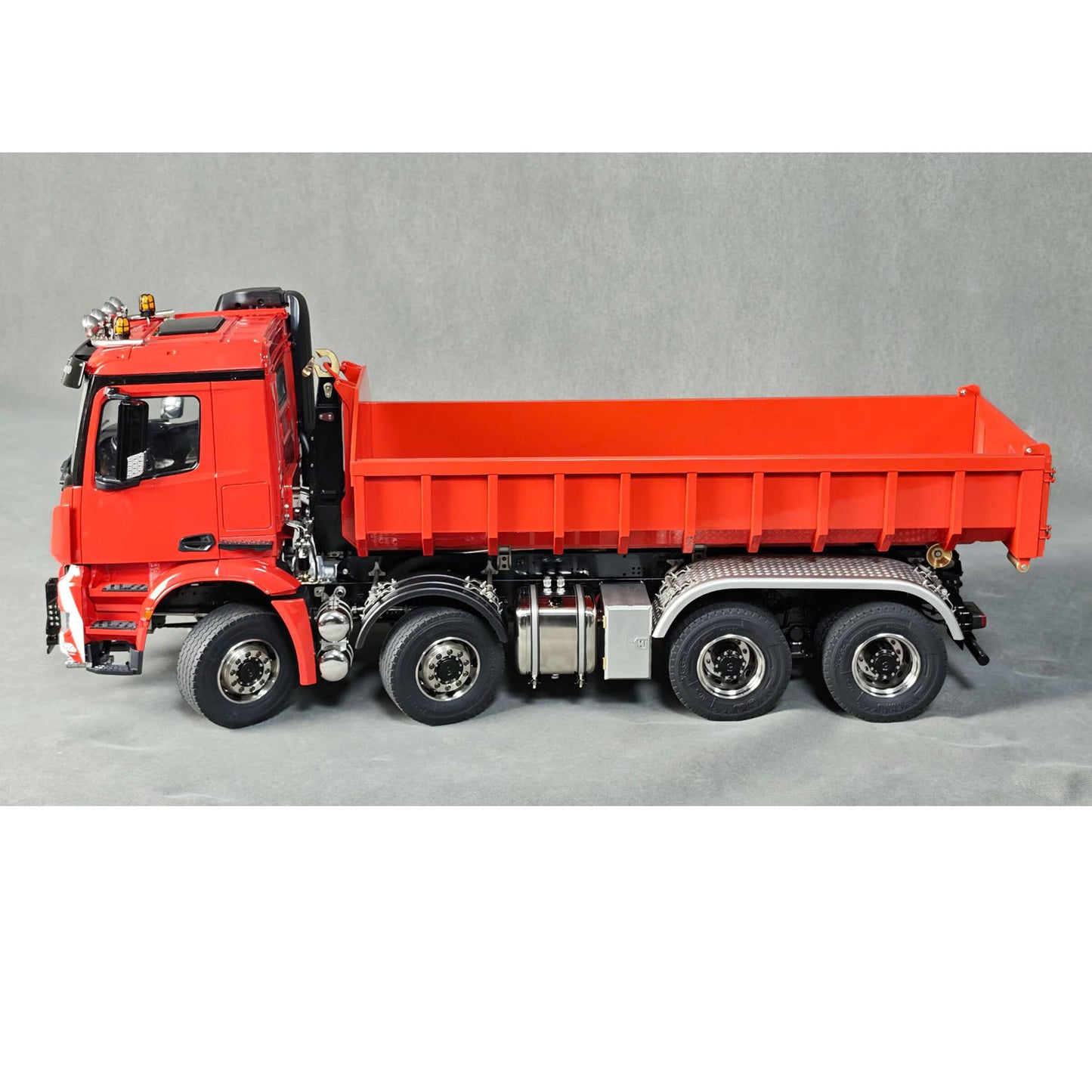 1/14 5 Valves Radio Controlled Hydraulic Roll On Off Dump Truck 8X8 RC Full Tipper 3Speed Gearbox Hobbywing Brushed Motor ESC