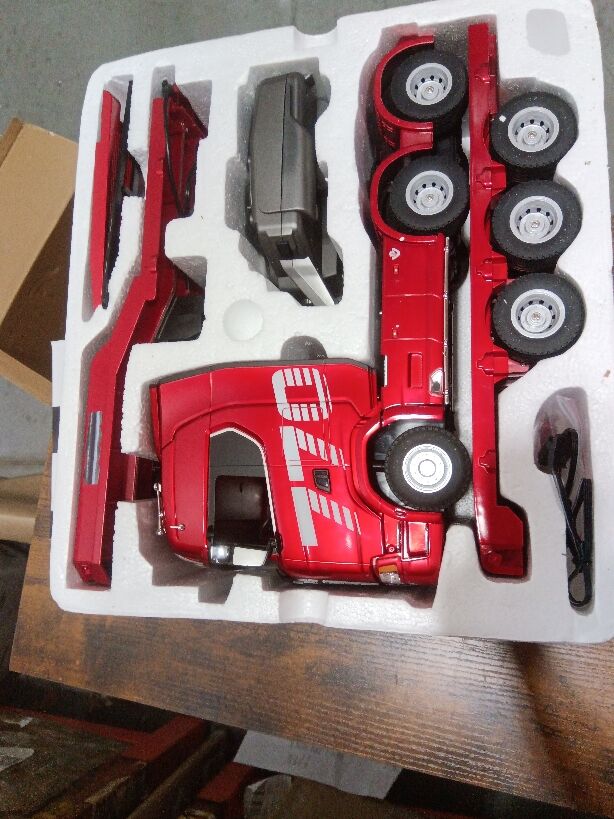 Fast Free Shipping Second Hand US Stock 1/18 770S RC Tractor Truck 3 Axle Plastic Semi Trailer Flatbed RTR Model Battery Light Sound Effects